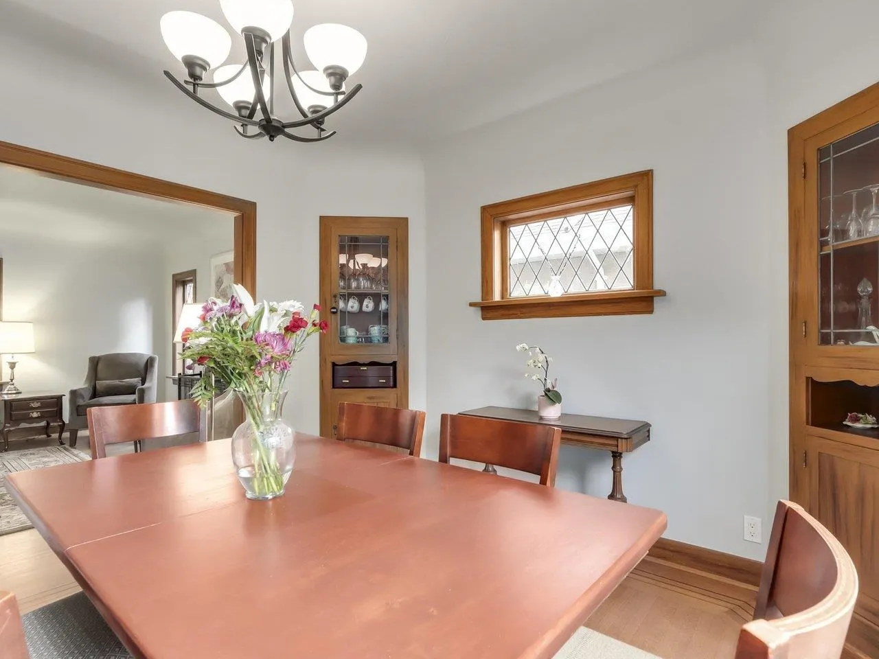 3238 W King Edward Avenue