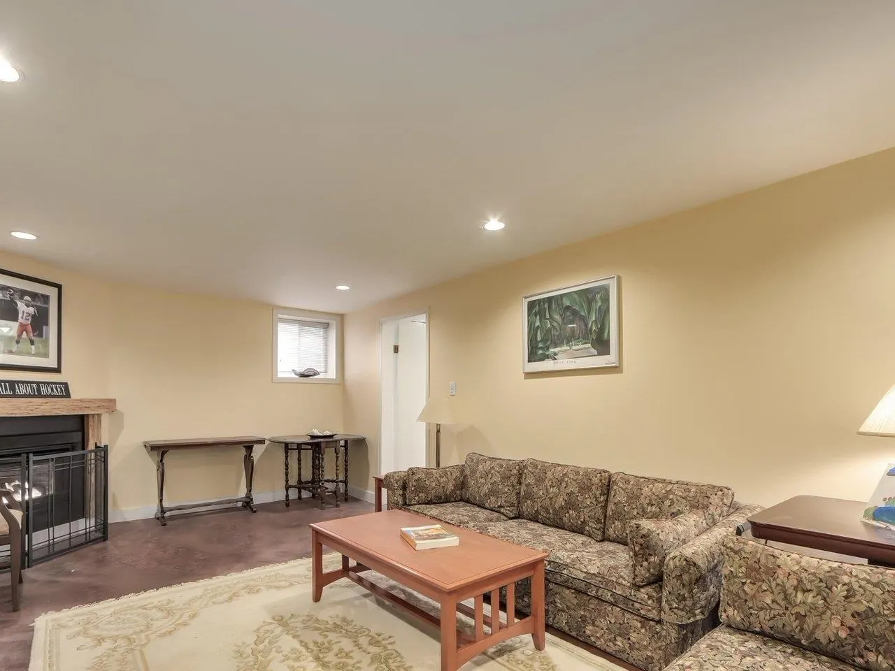 3238 W King Edward Avenue