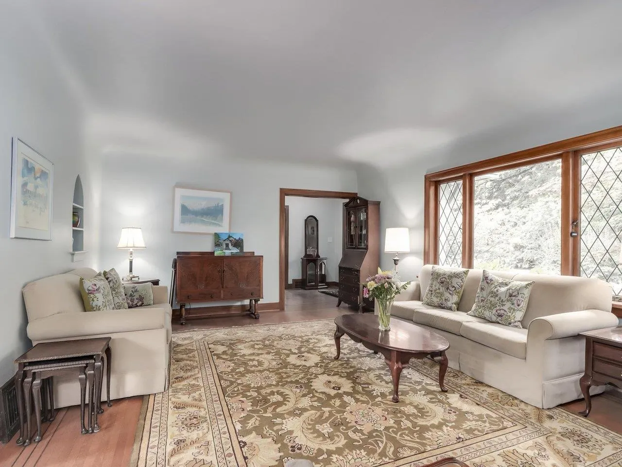 3238 W King Edward Avenue
