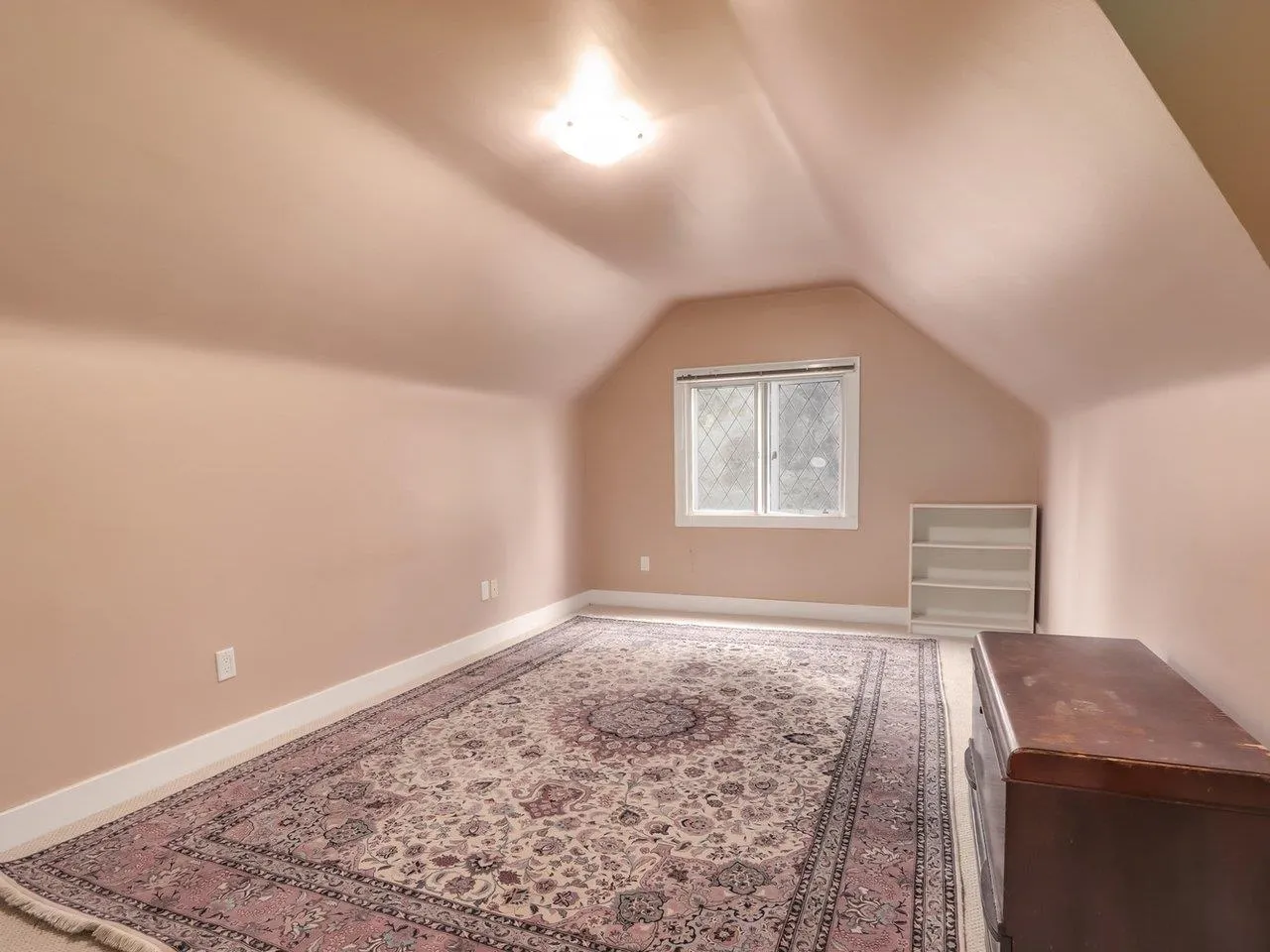 3238 W King Edward Avenue