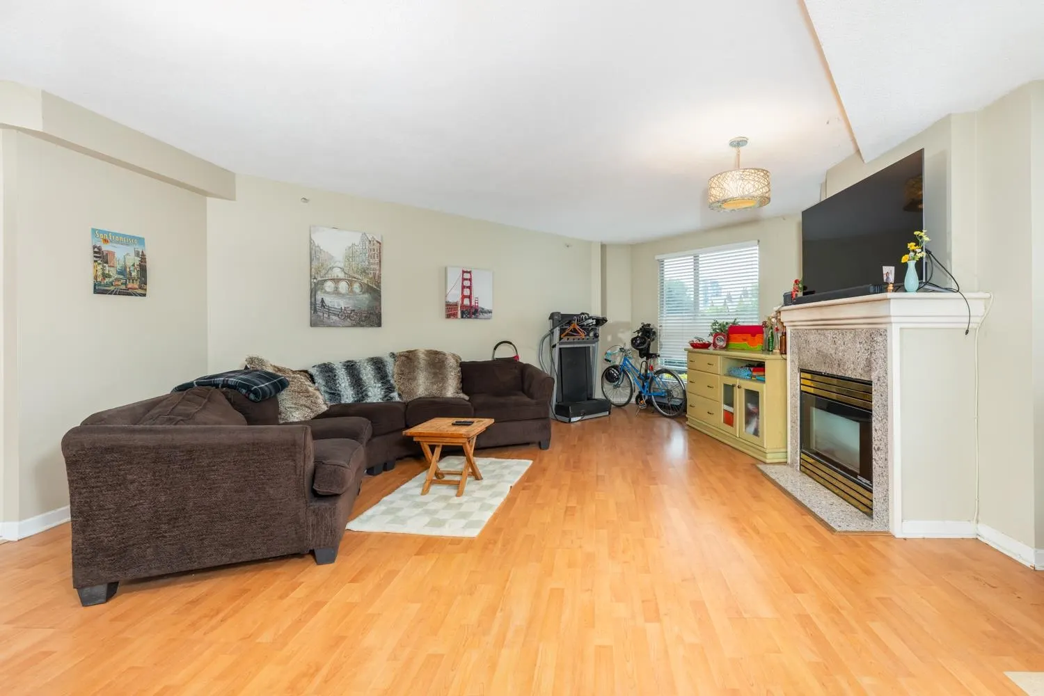 405 1185 Quayside Drive