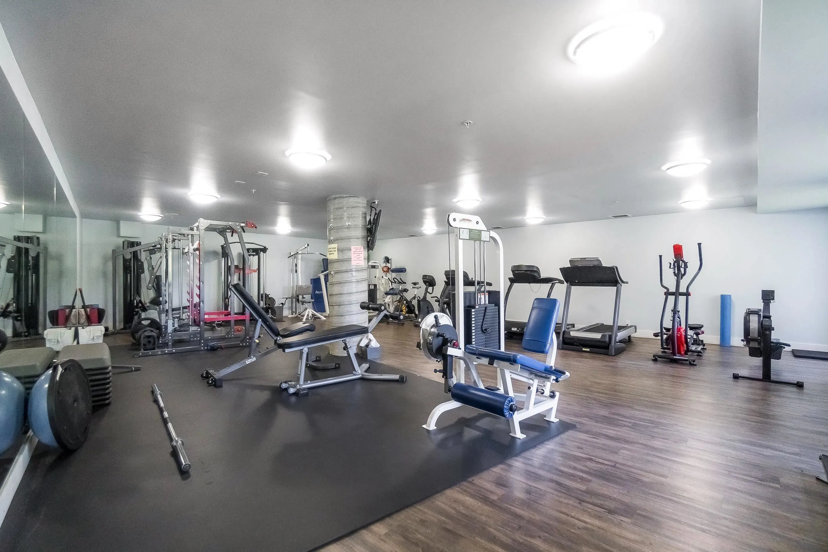 406 2242 Whatcom Road