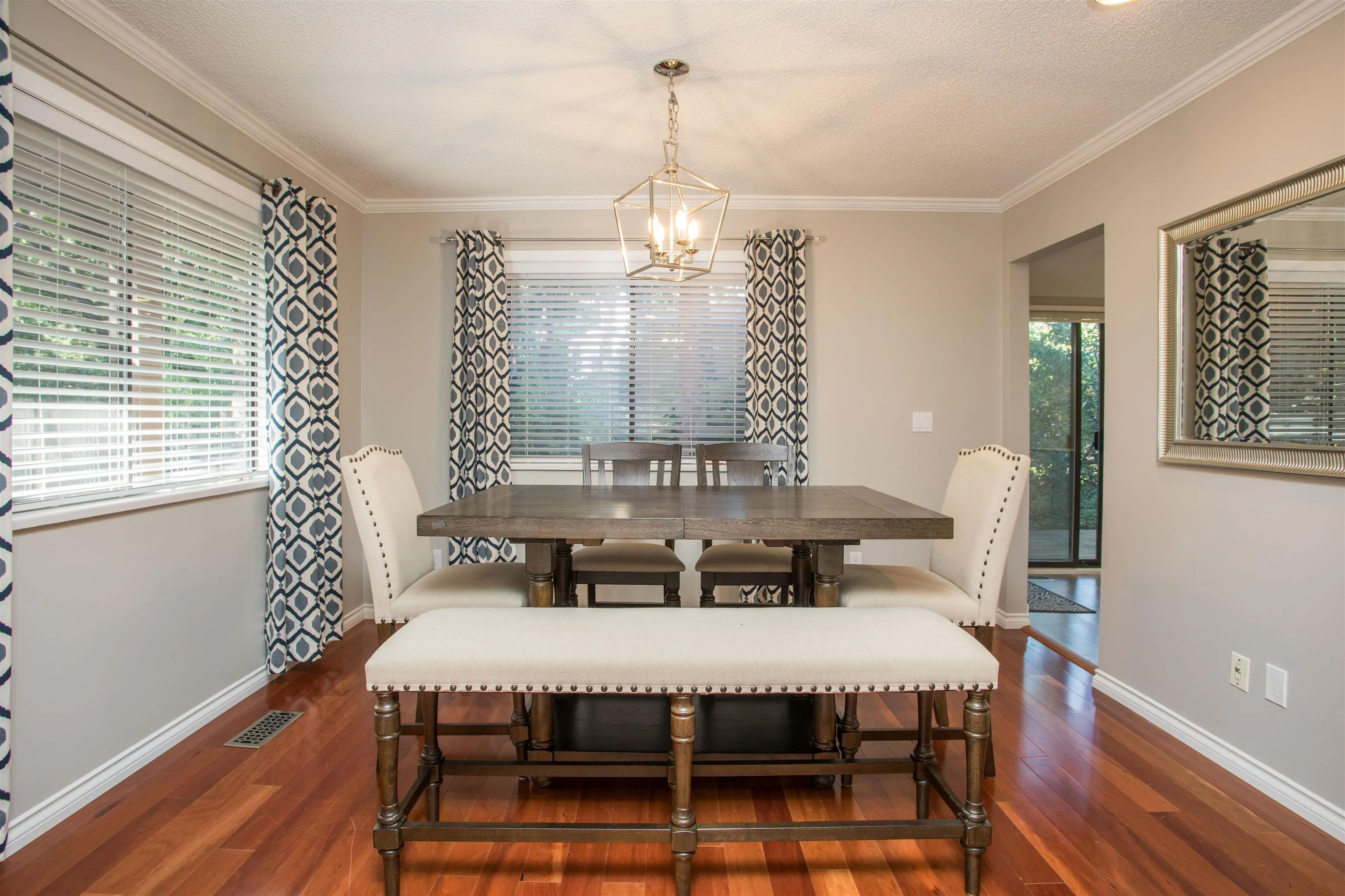 103 12743 16 Avenue