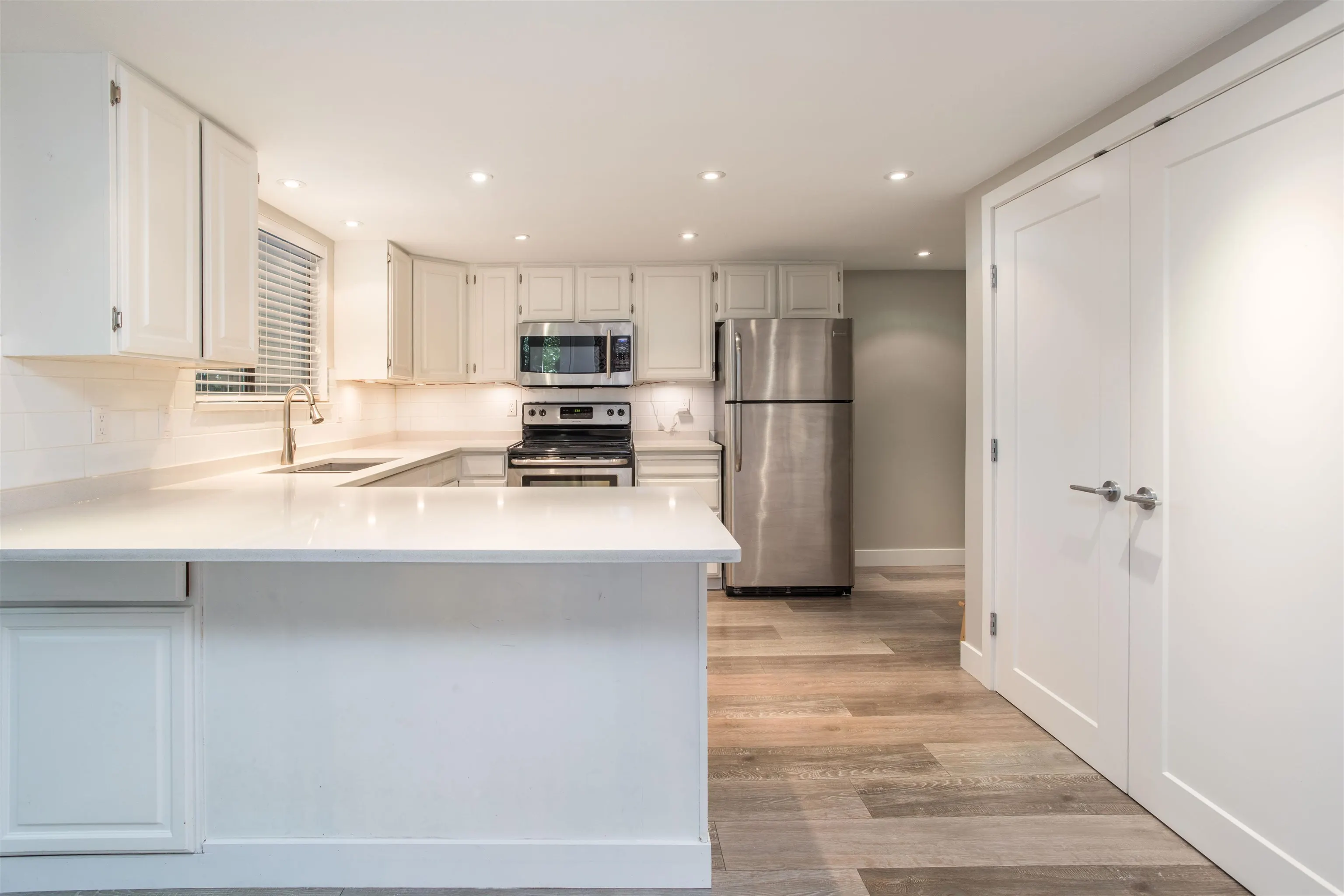 103 12743 16 Avenue