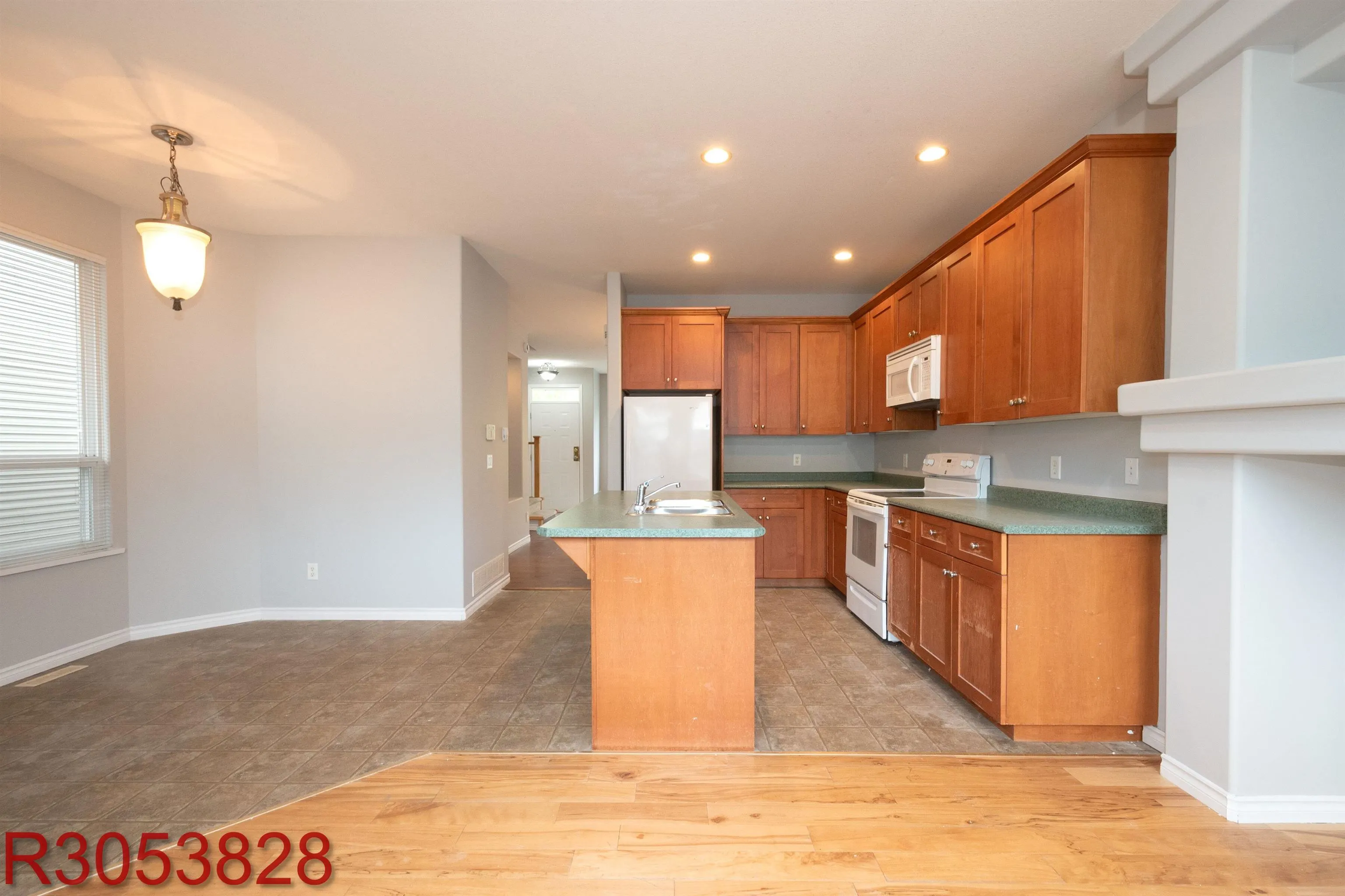 24105 102 Avenue