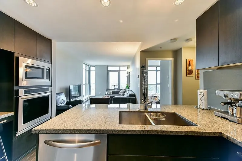 2605 3008 Glen Drive