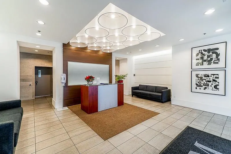 2605 3008 Glen Drive