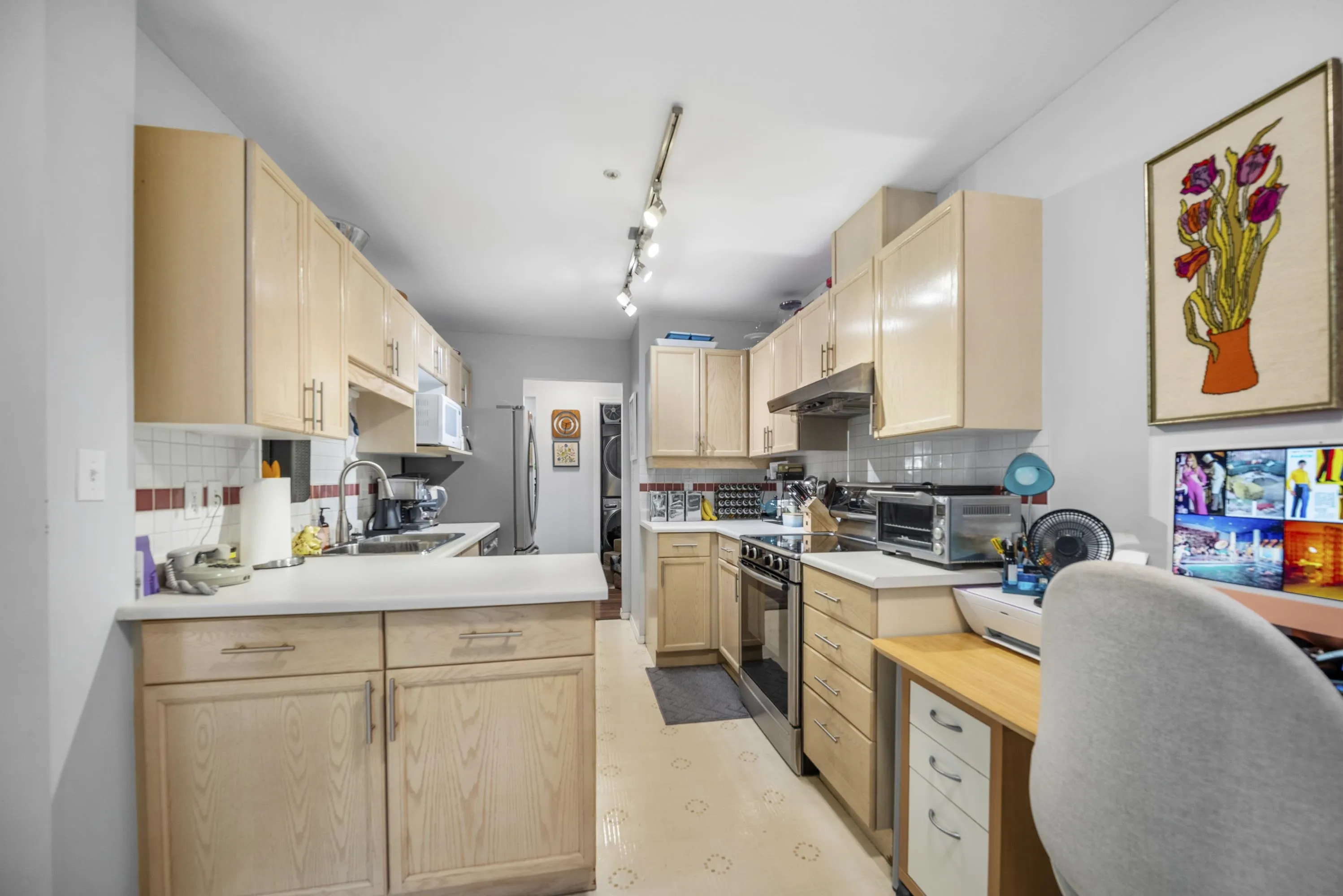 306 3400 SE Marine Drive