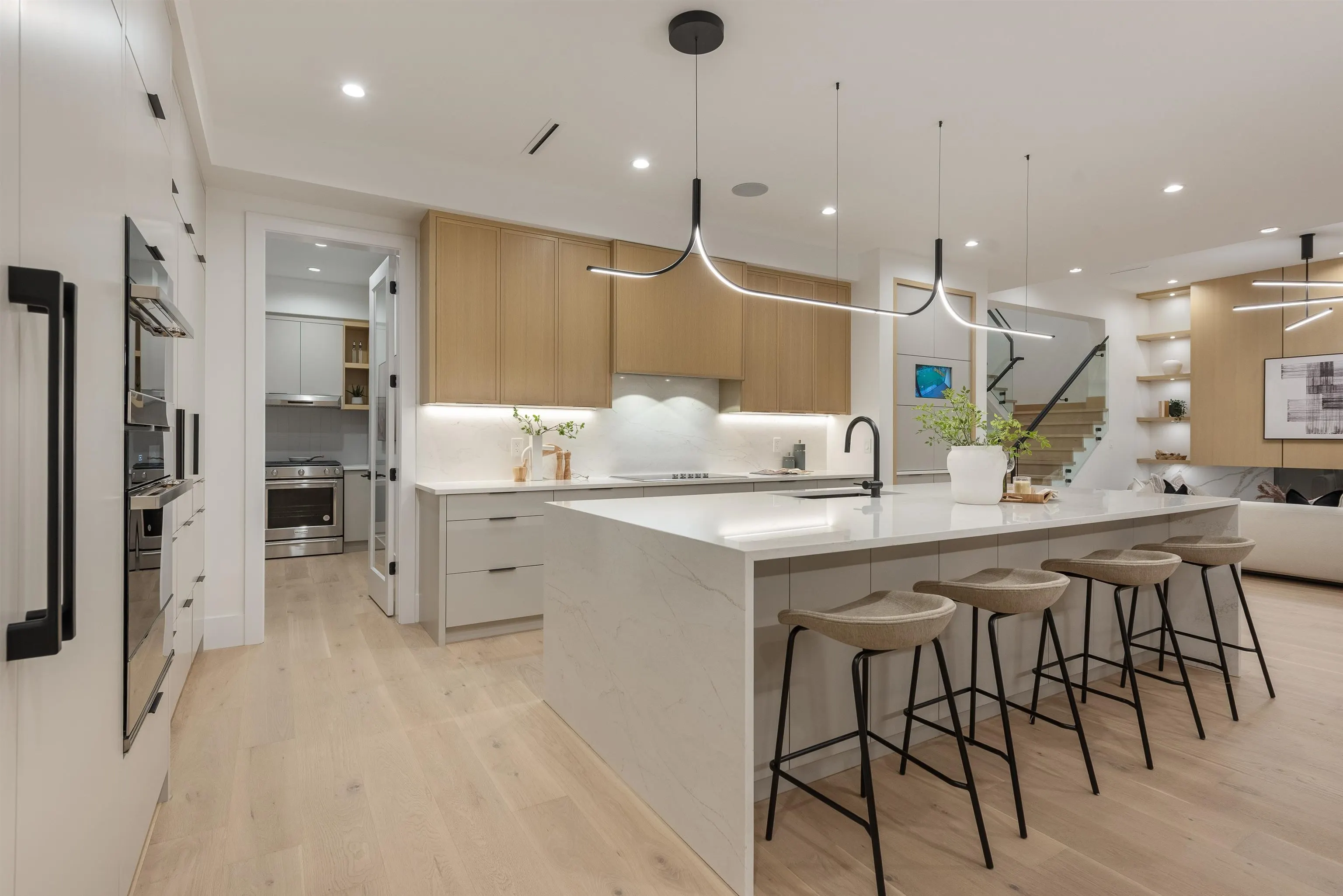 1423 Pipeline Place