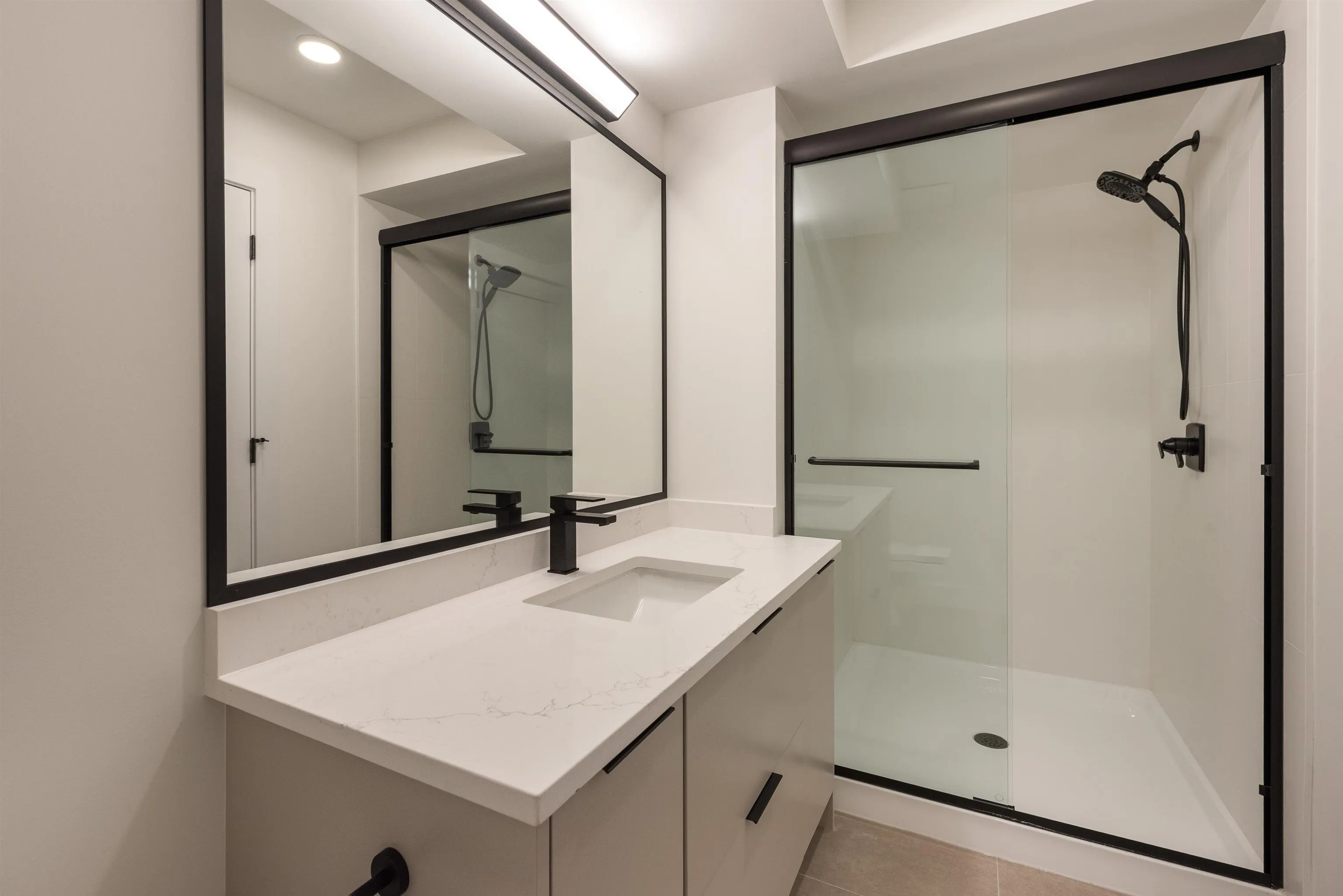 1423 Pipeline Place