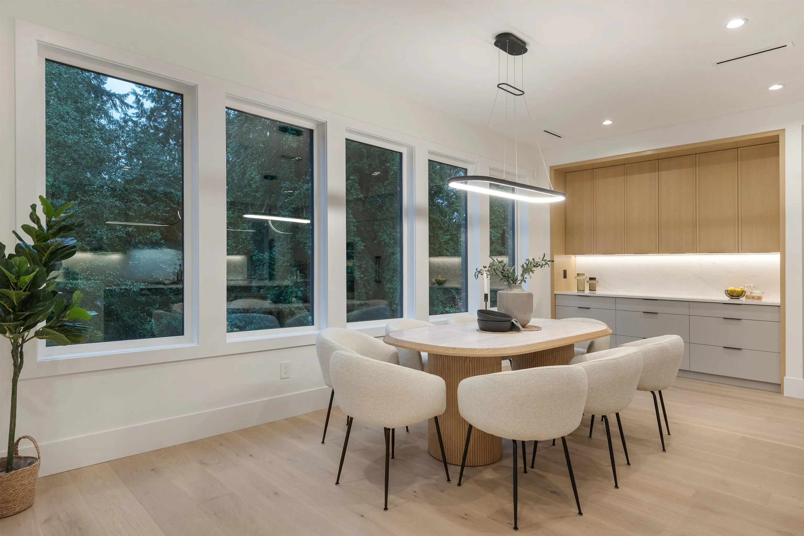 1423 Pipeline Place