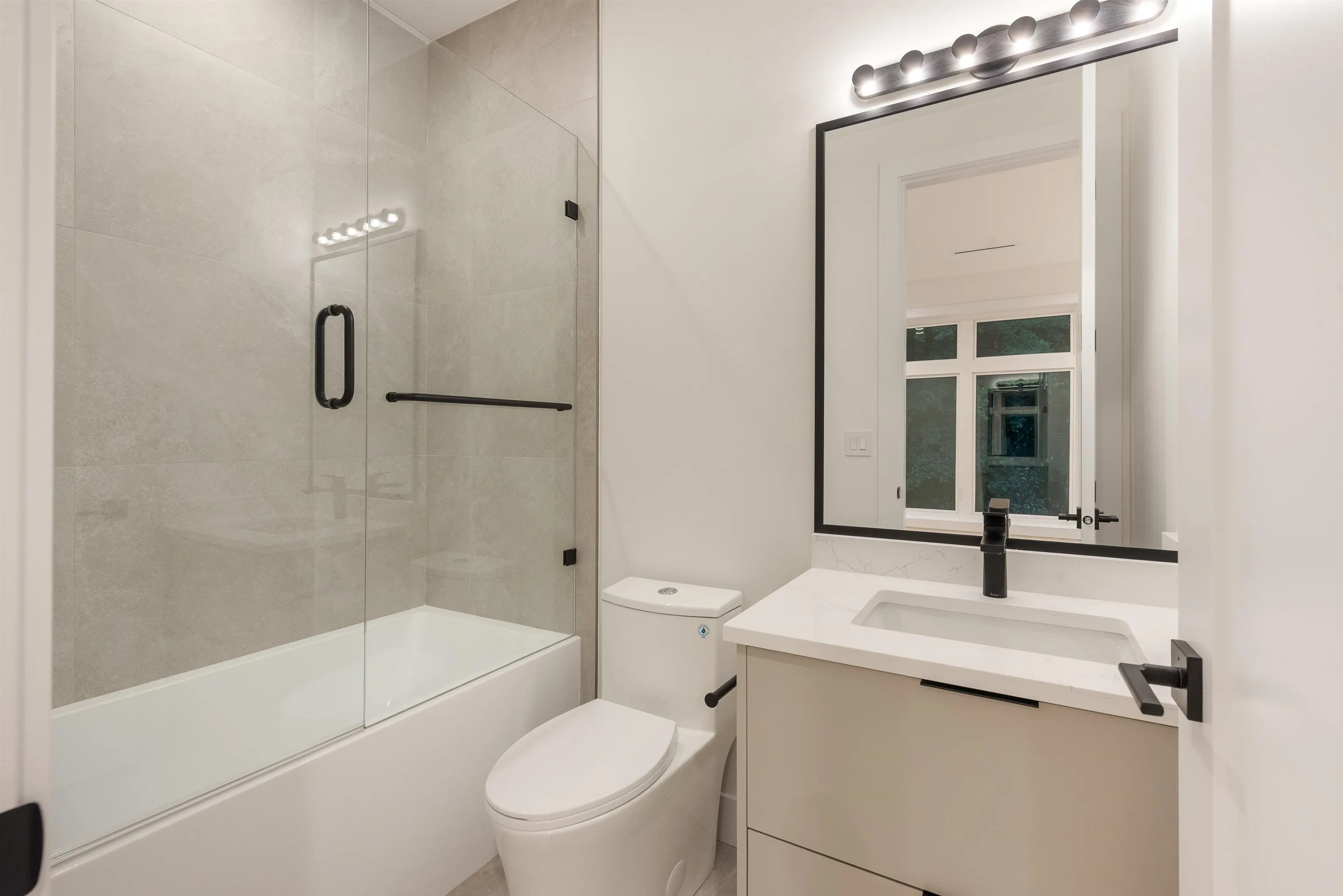 1423 Pipeline Place