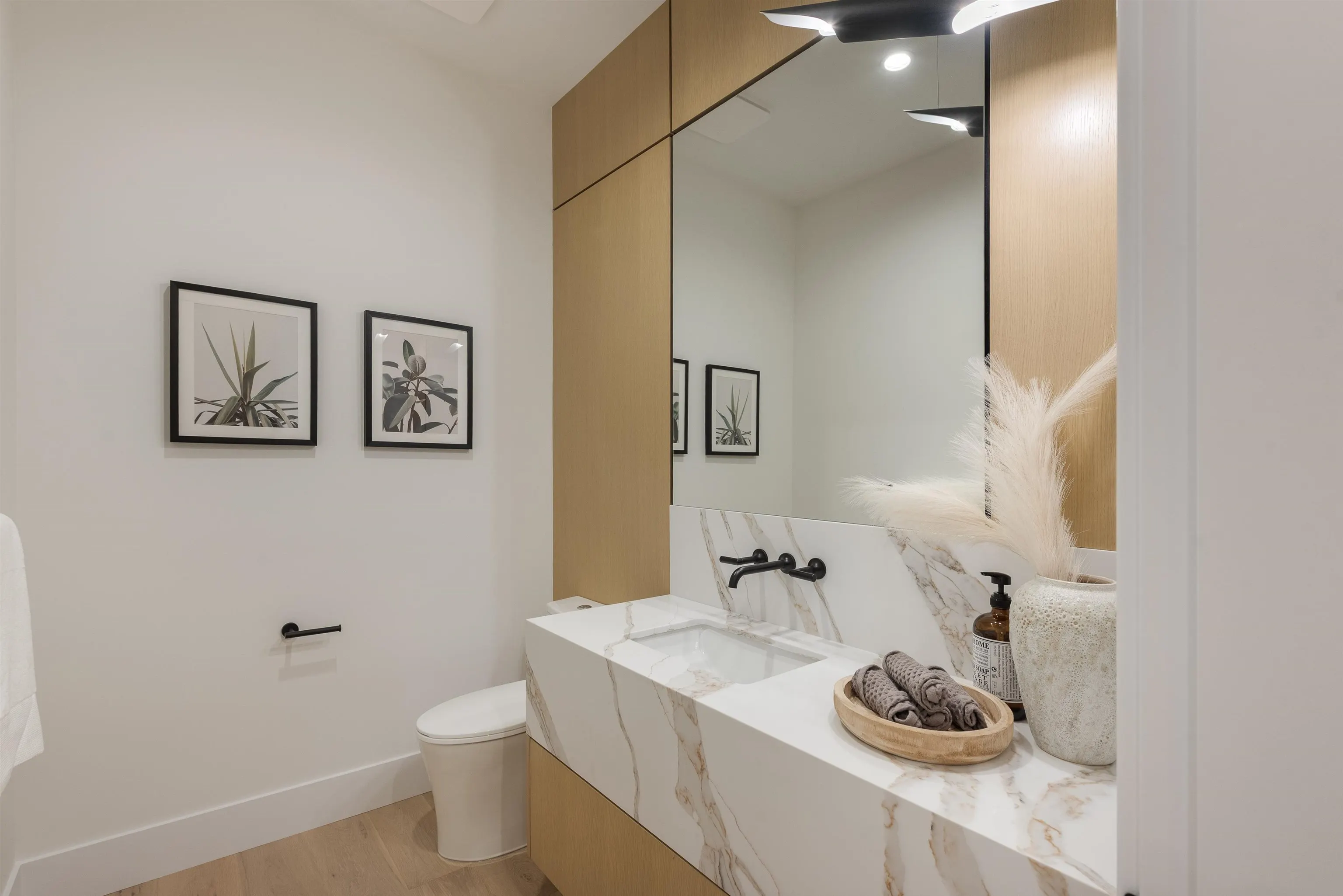 1423 Pipeline Place