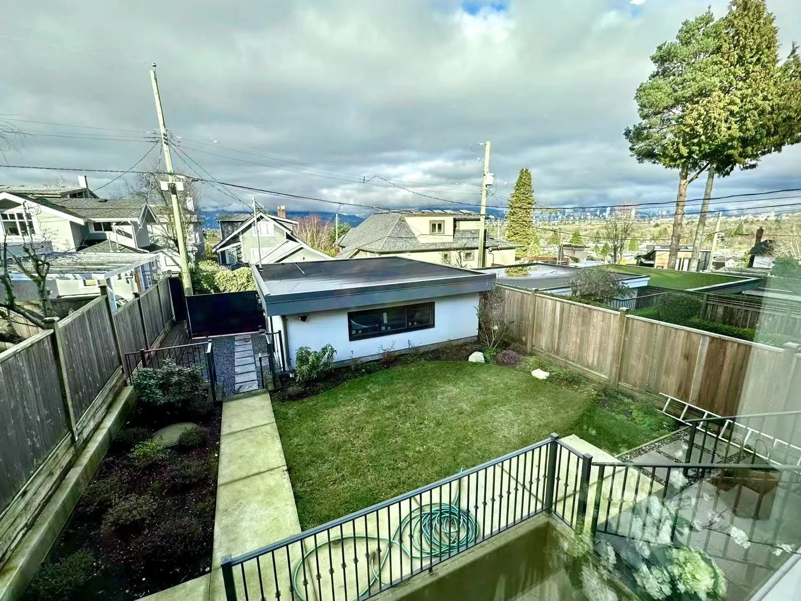3349 W 19th Avenue