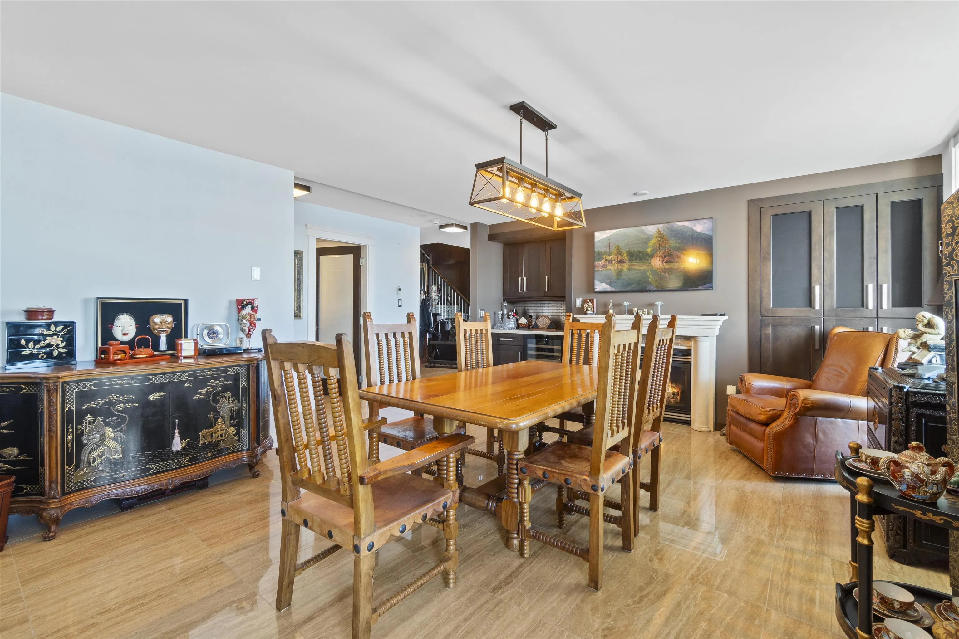 1901 1250 Quayside Drive