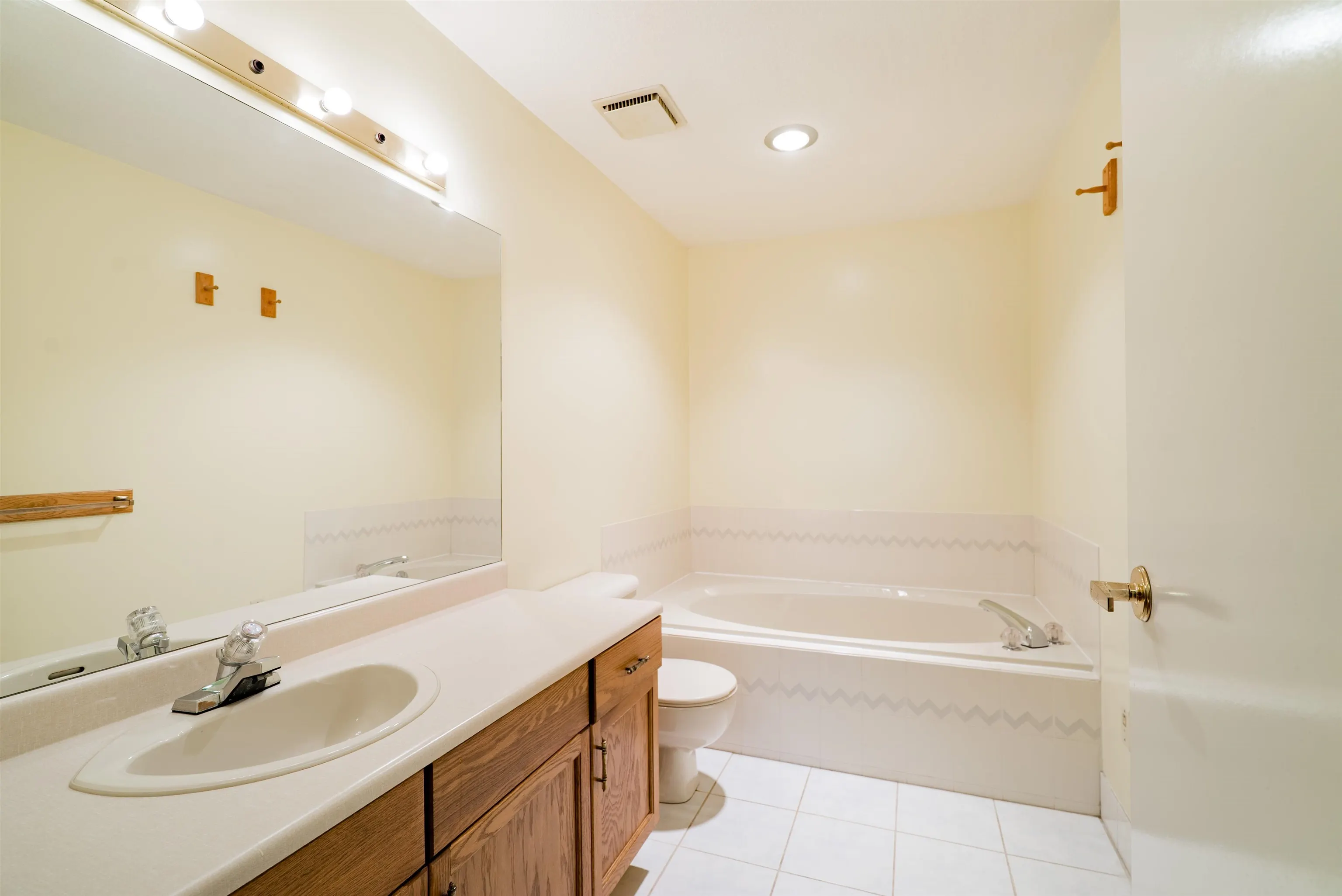 107 22515 116 Avenue