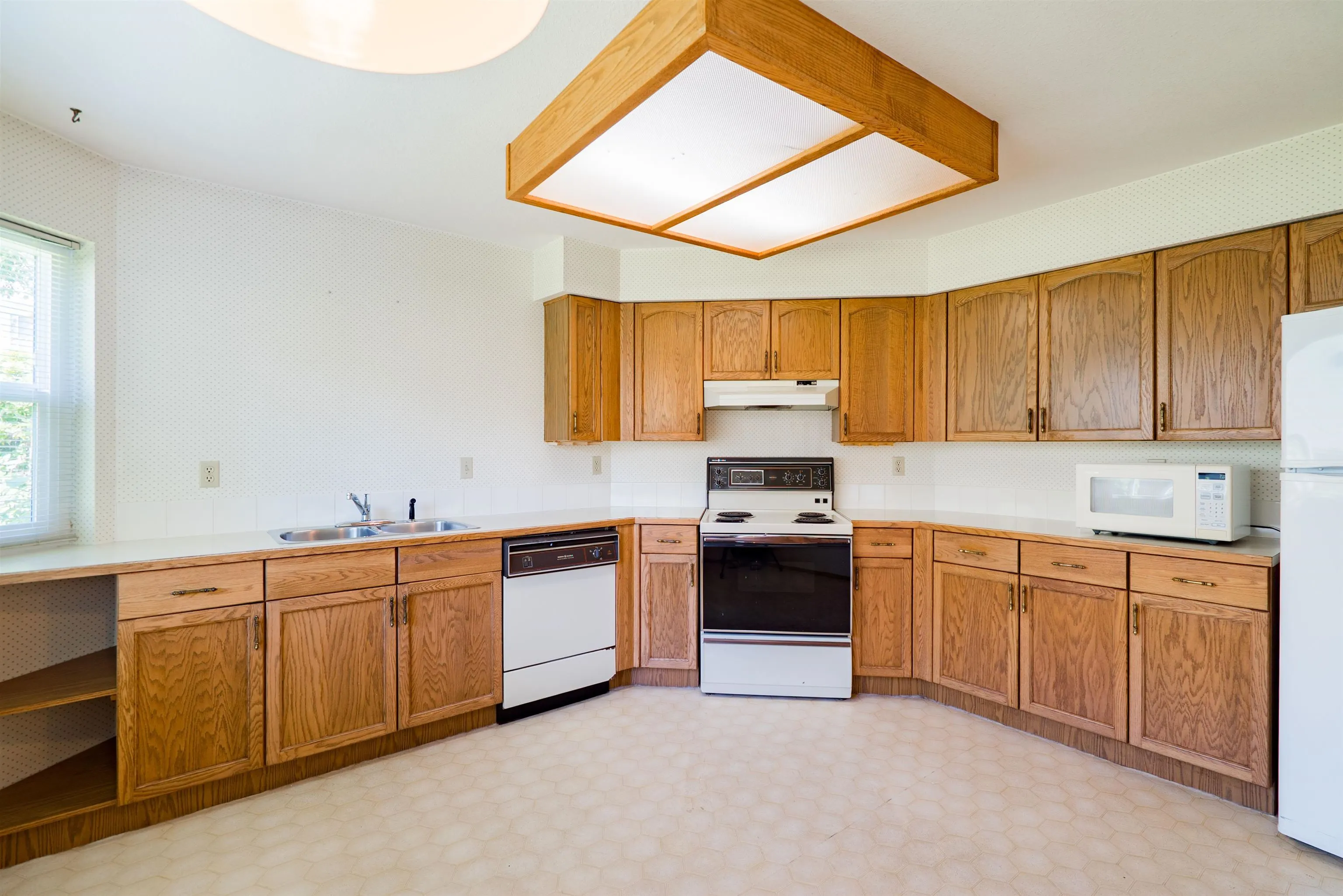 107 22515 116 Avenue