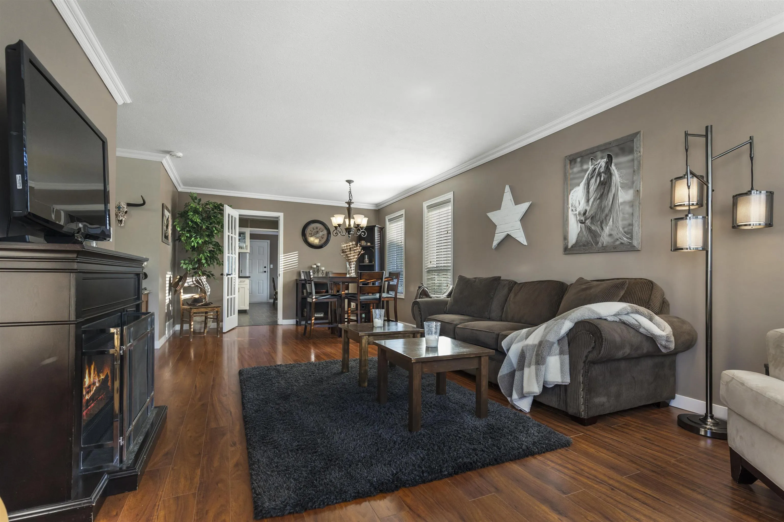 1636 Agassiz-Rosedale Highway No 9 Highway
