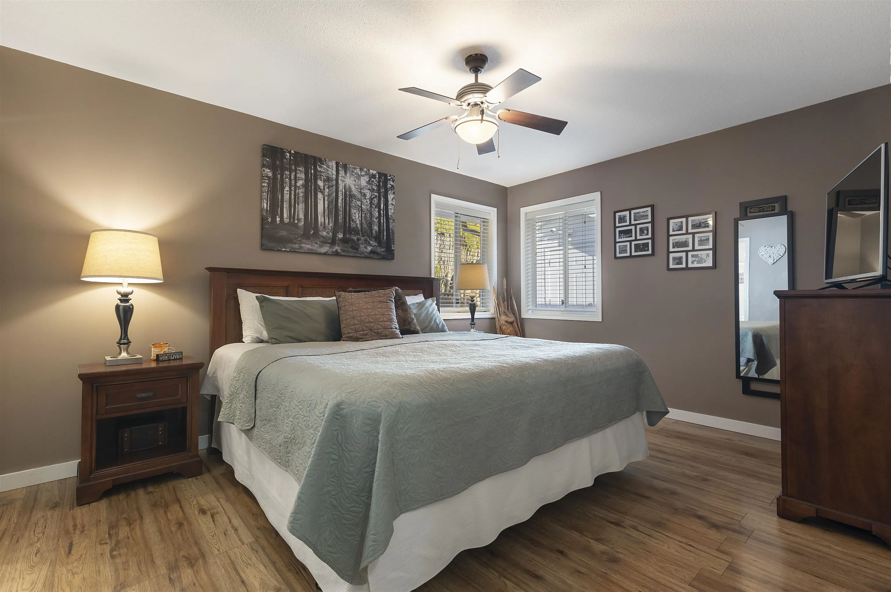 1636 Agassiz-Rosedale Highway No 9 Highway