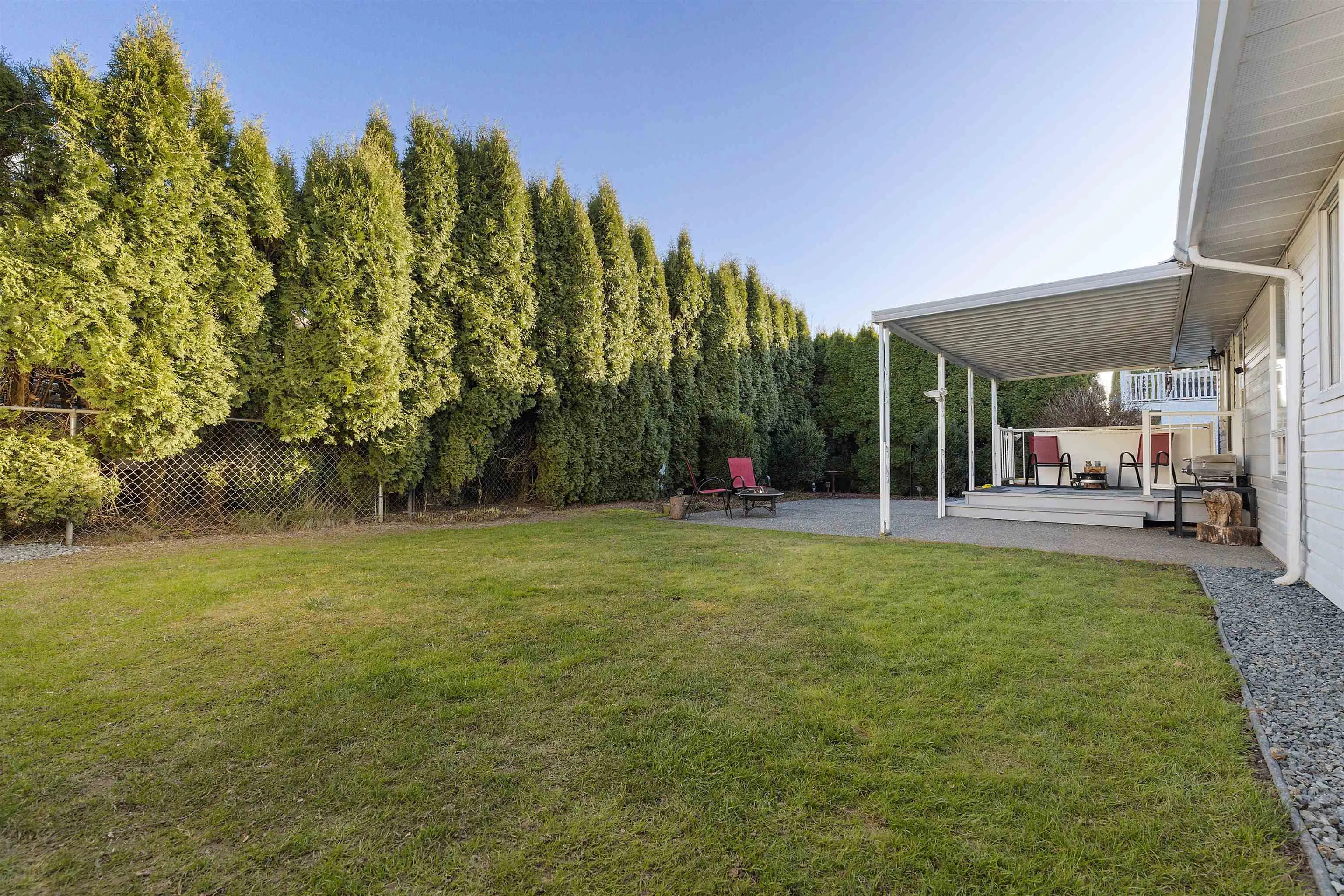 1636 Agassiz-Rosedale Highway No 9 Highway