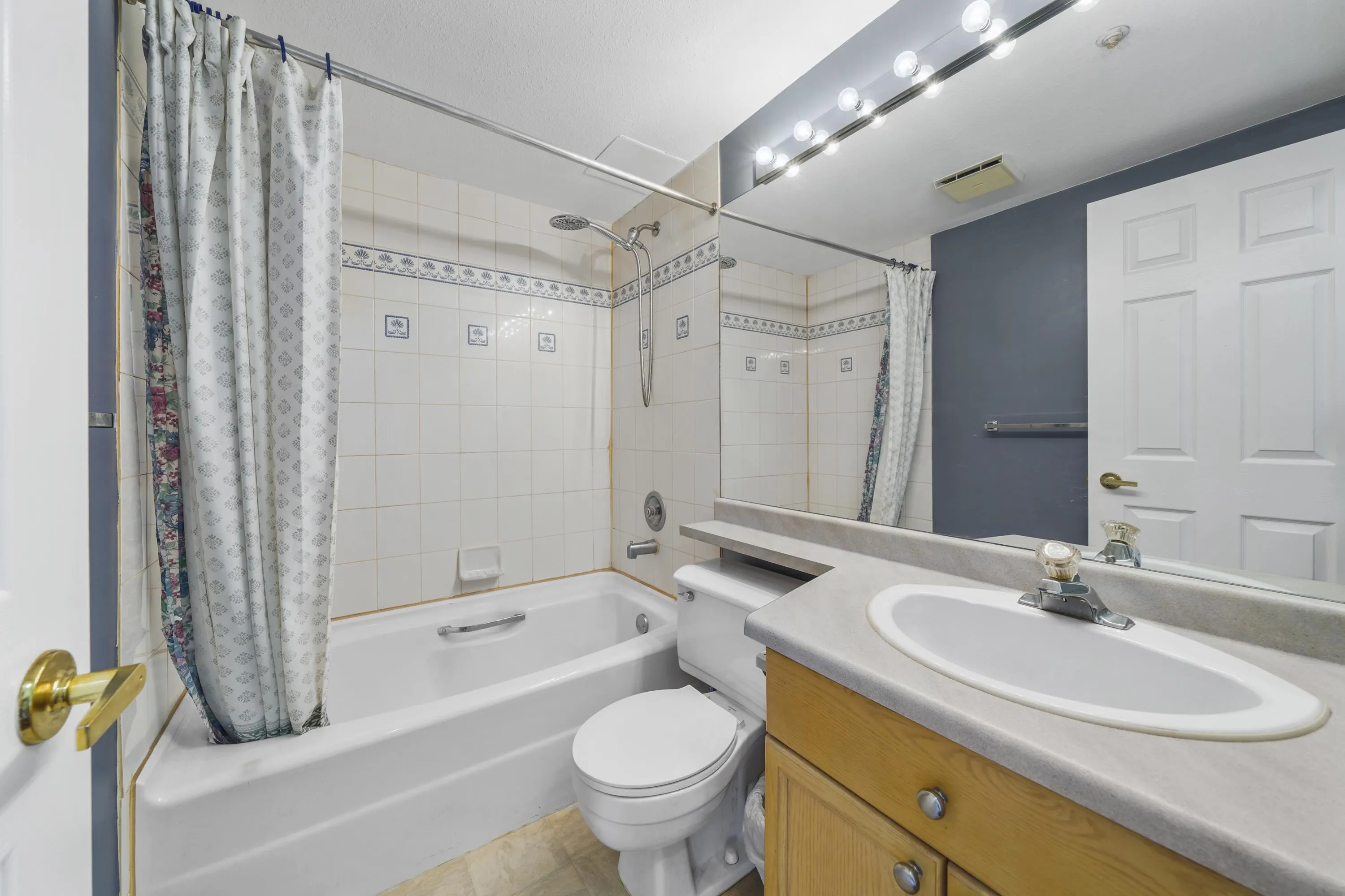 114 3400 SE Marine Drive