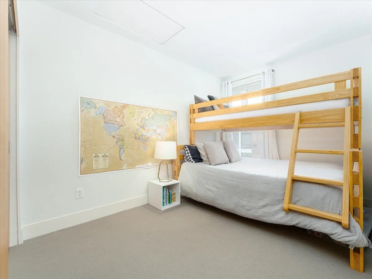 2953 Wall Street