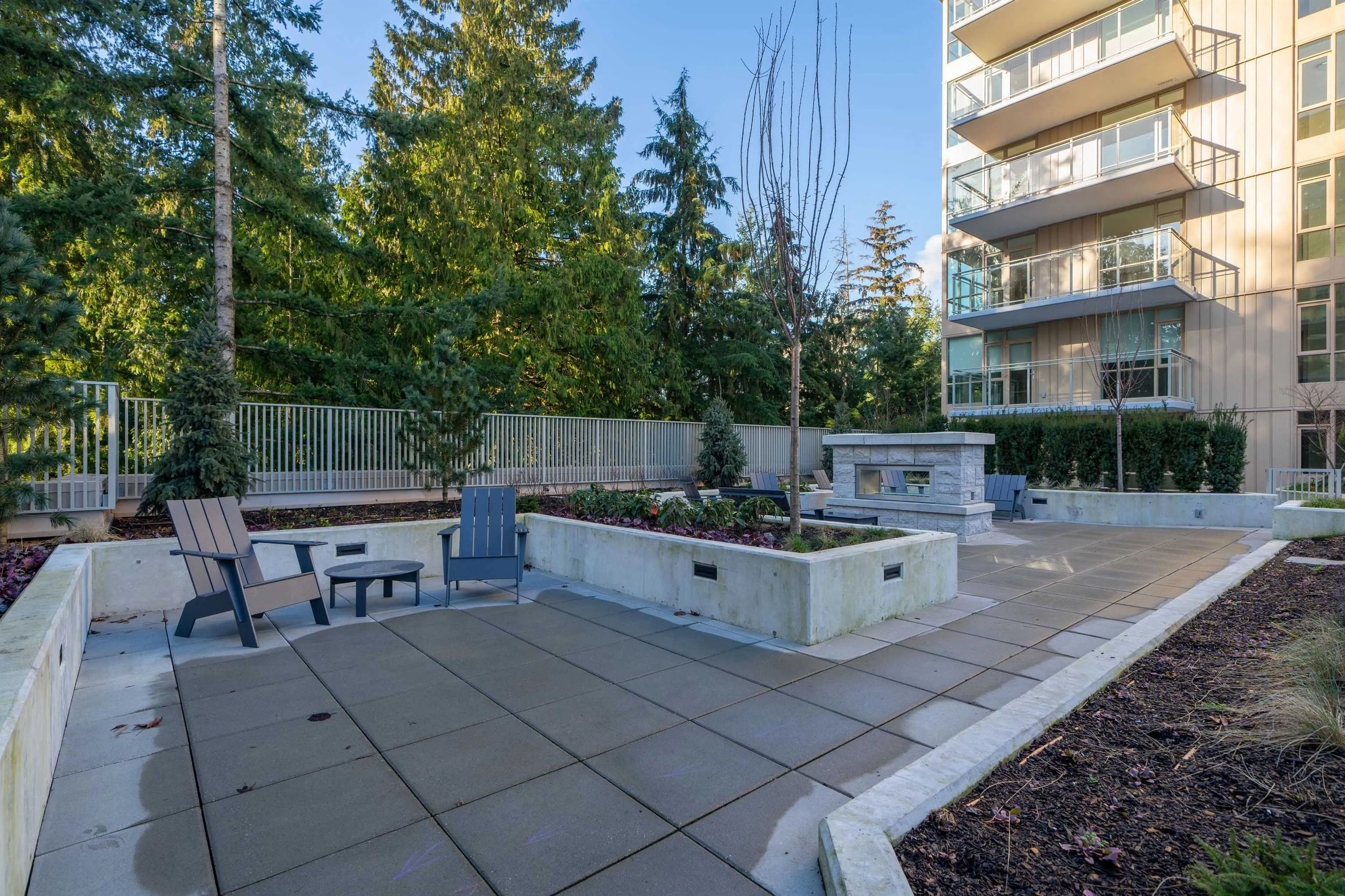 2325 Emery Court