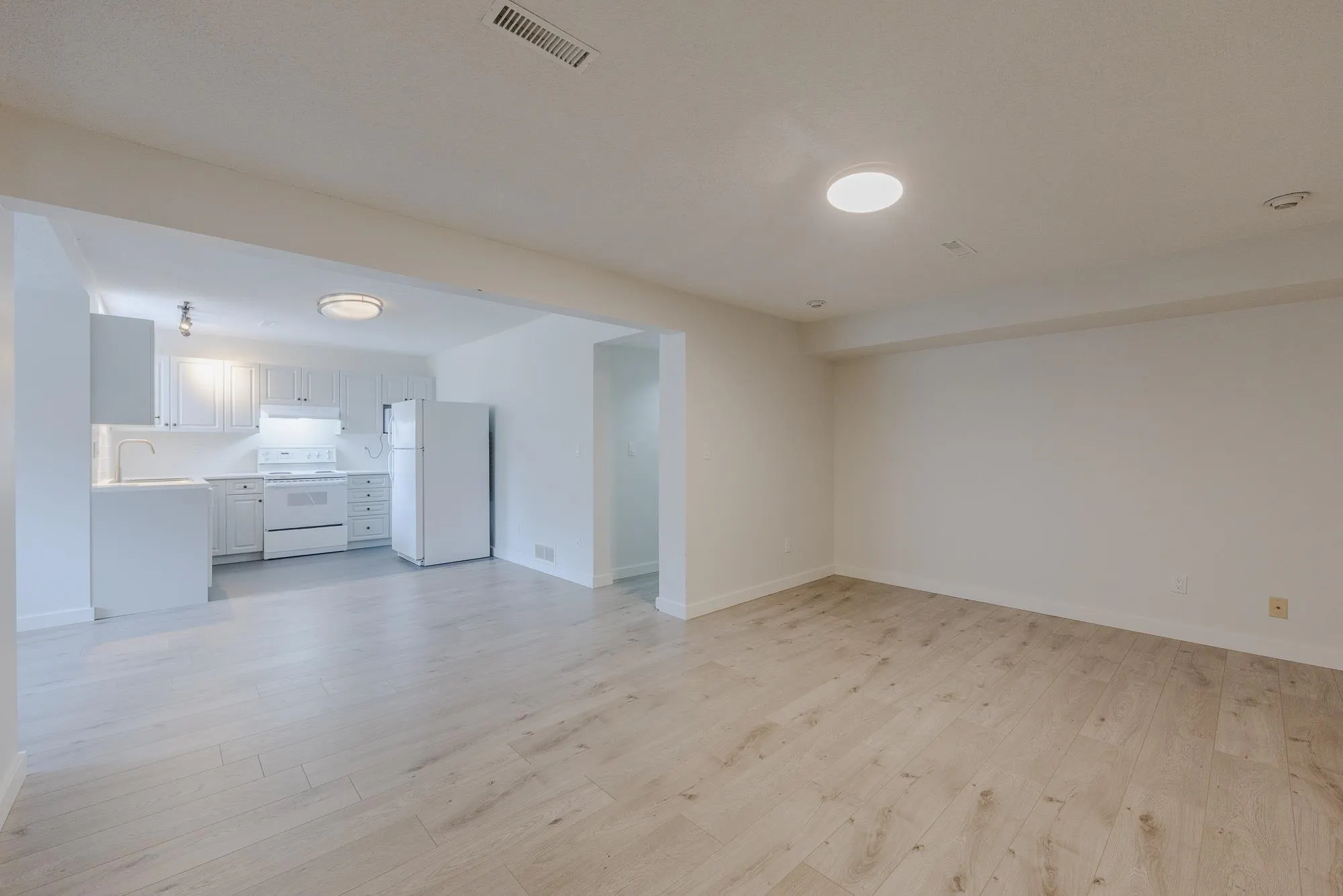 3320 Abbey Lane