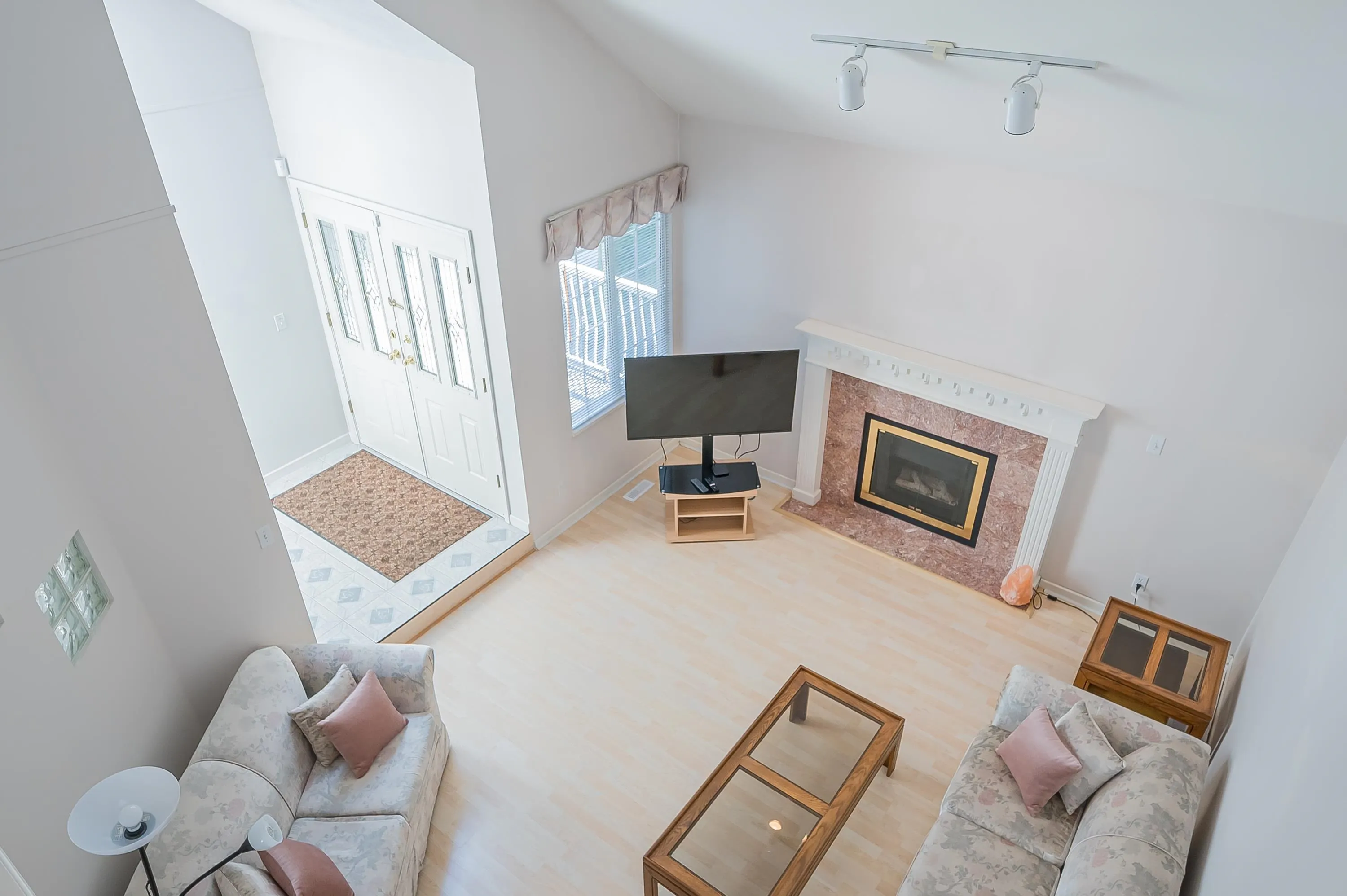 3320 Abbey Lane