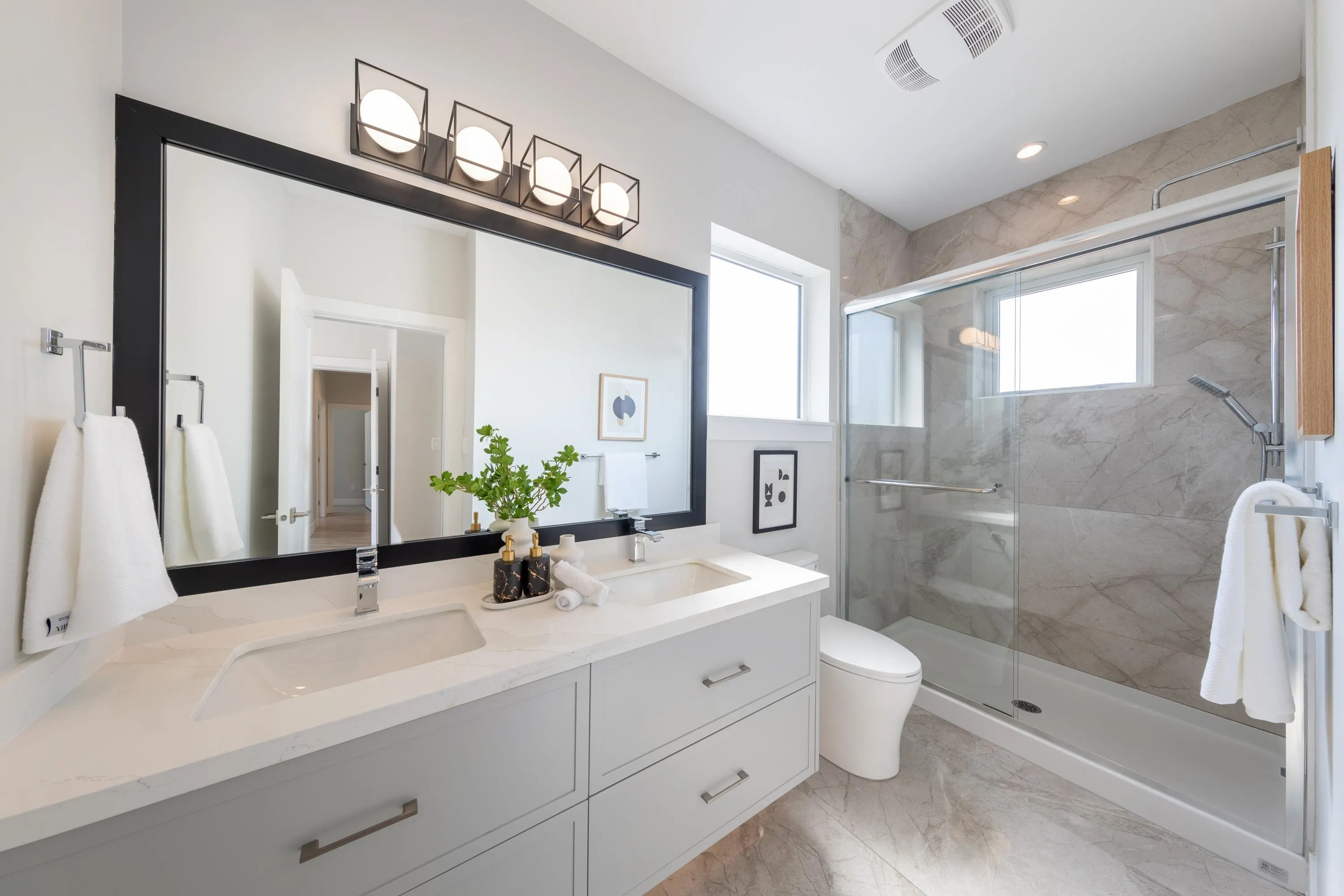 5 9899 Steveston Highway