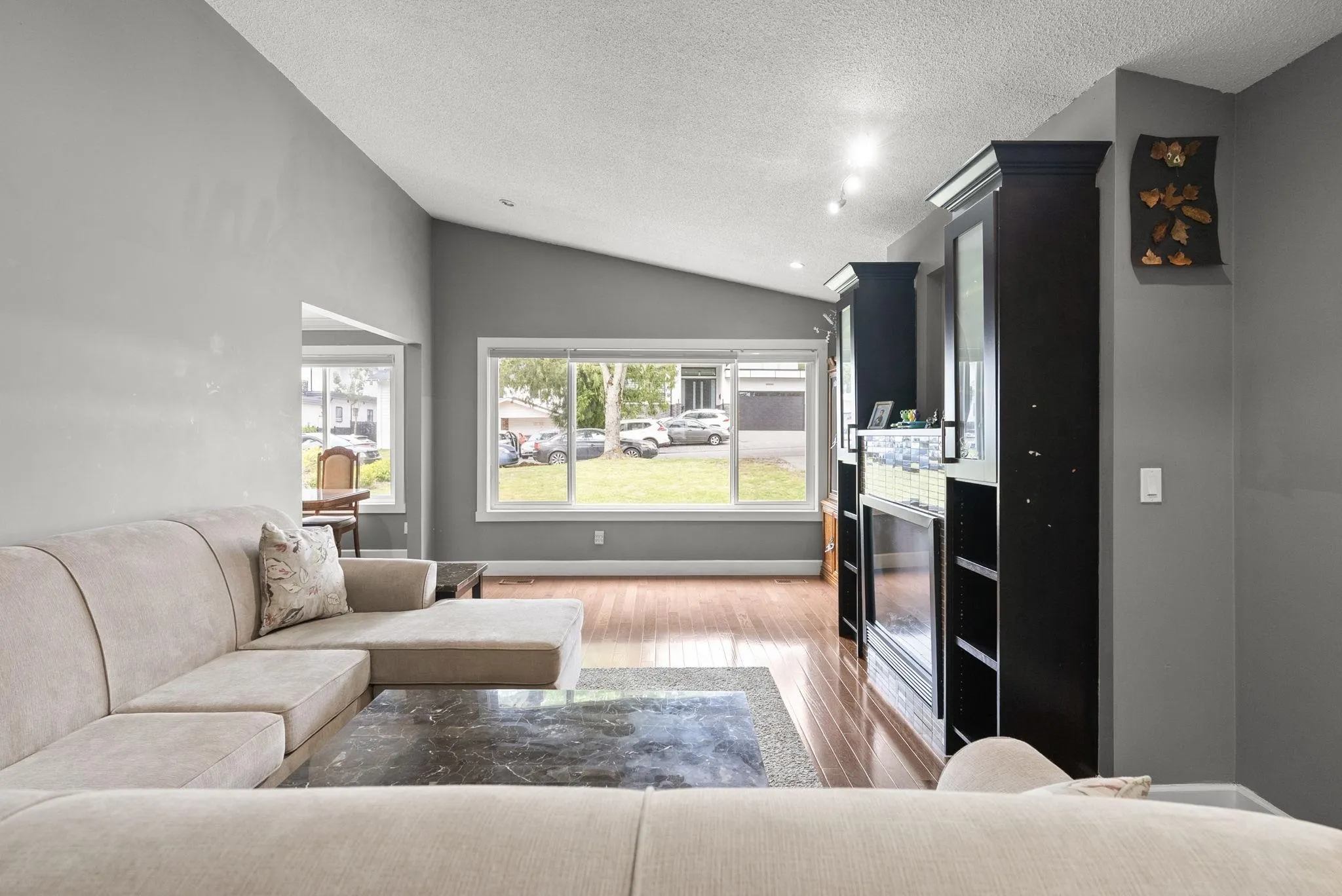 15042 85a Avenue
