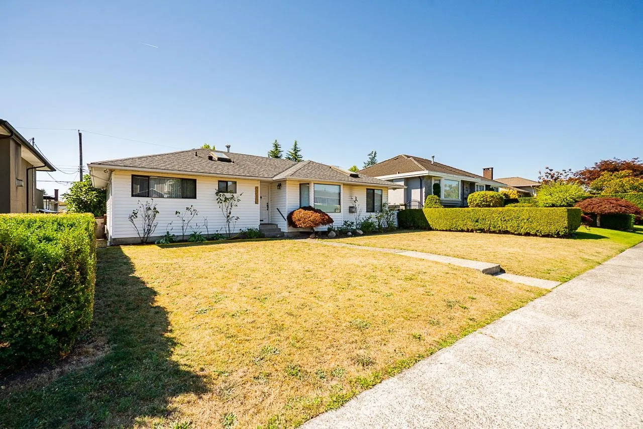 6546 Dunnedin Street