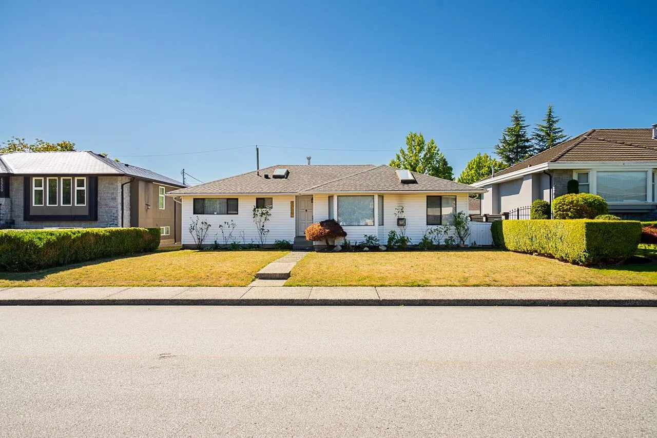 6546 Dunnedin Street