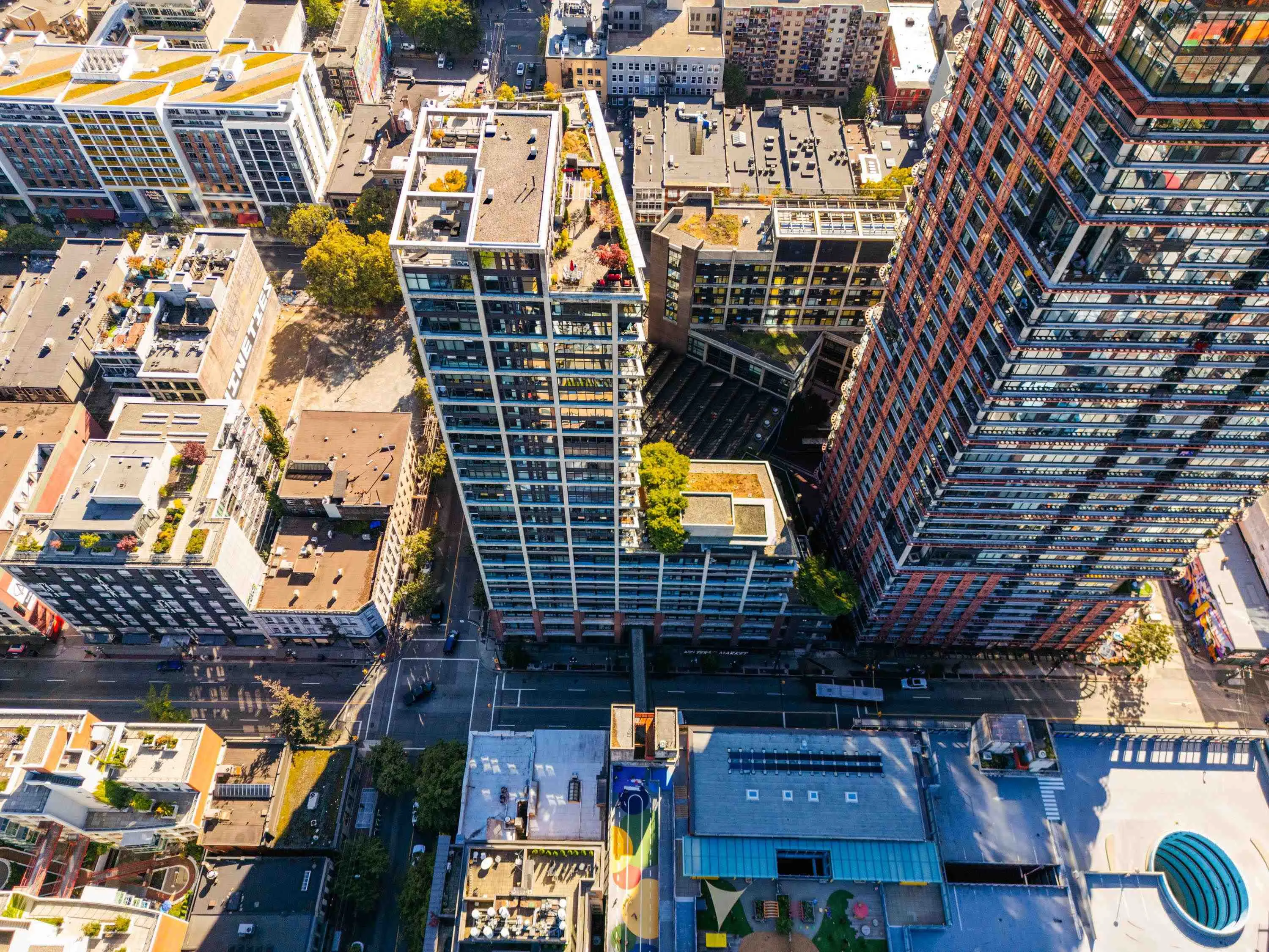 2508 108 W Cordova Street