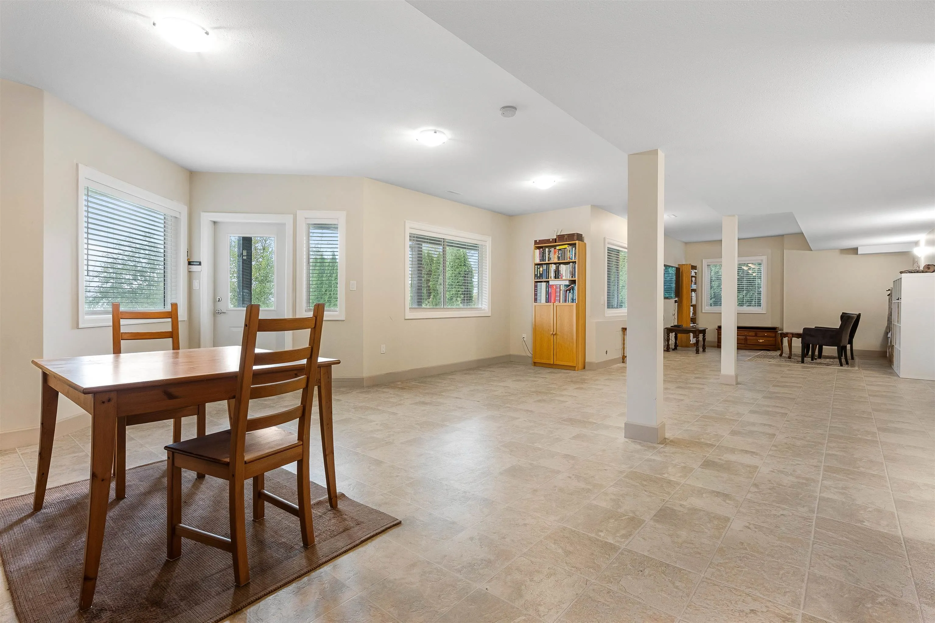 46052 Bridle Ridge Crescent