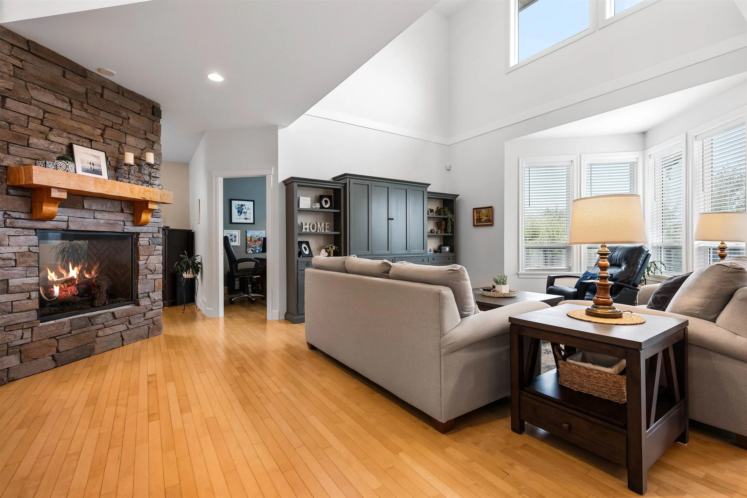46052 Bridle Ridge Crescent