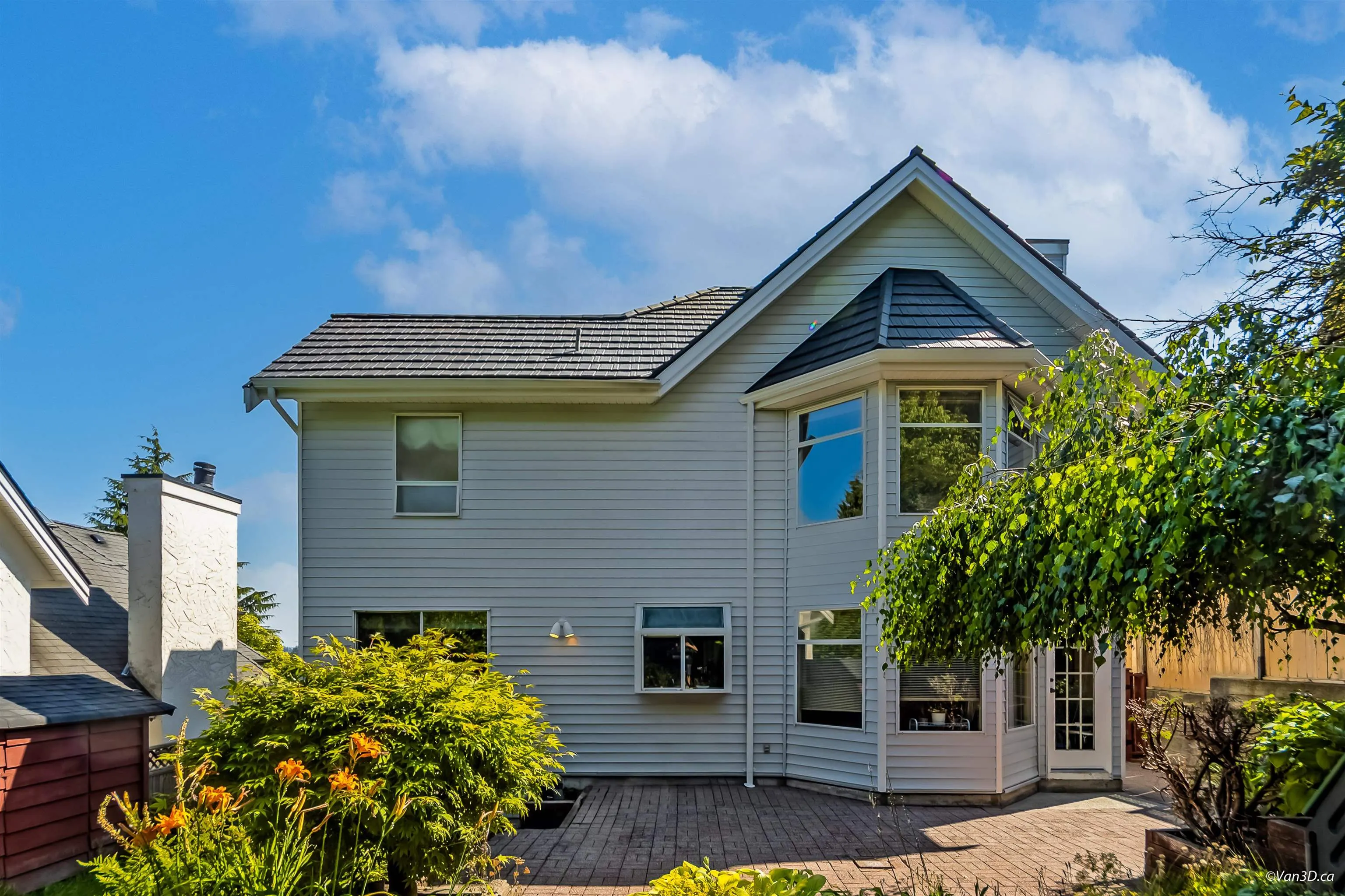 1207 Durant Drive