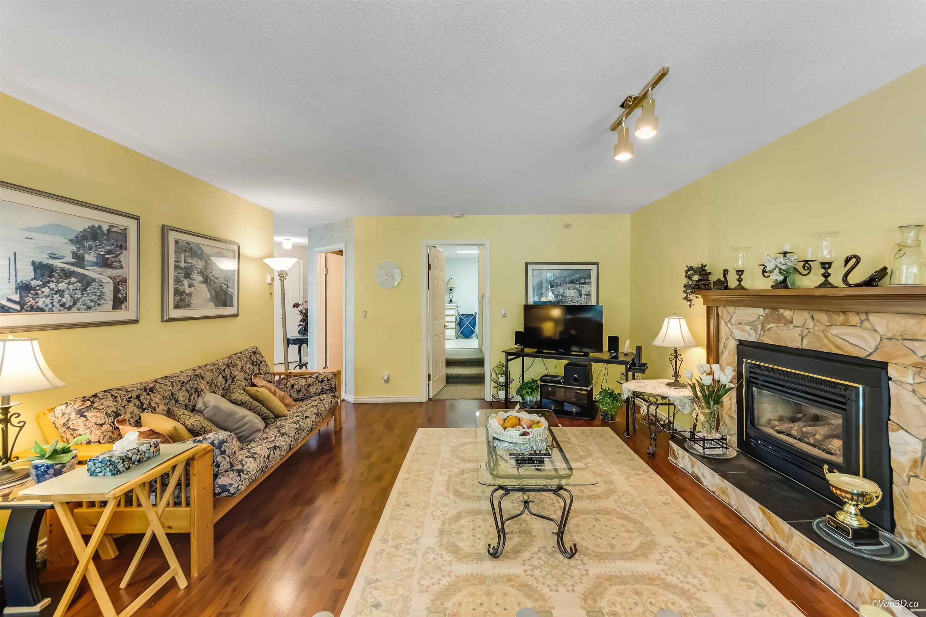 1207 Durant Drive