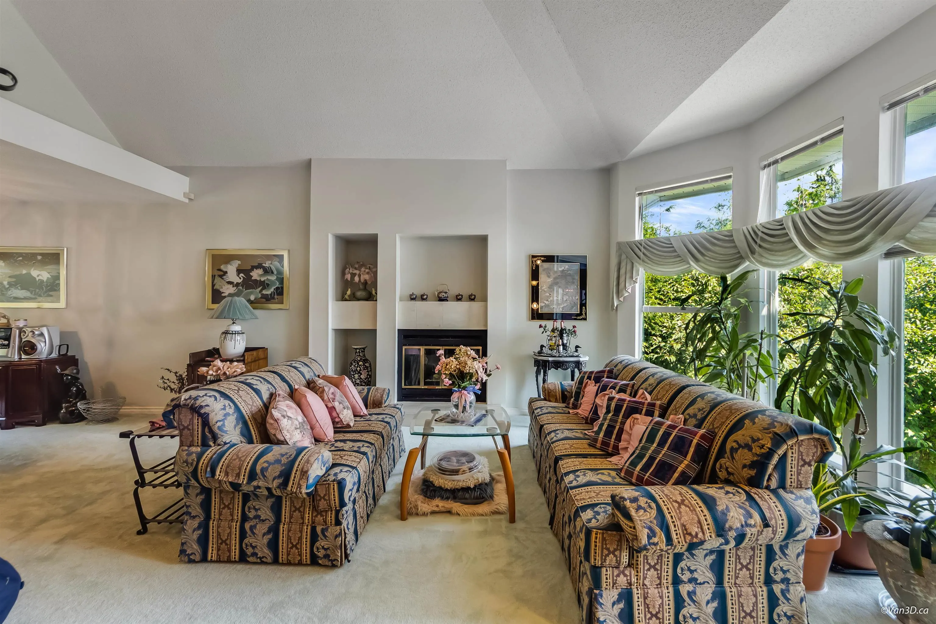 1207 Durant Drive