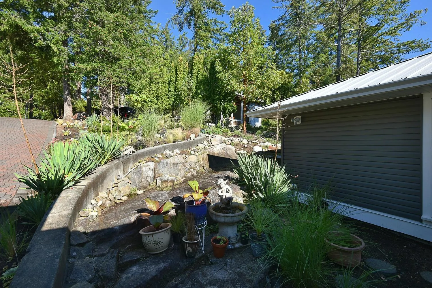 12828 Gilden Road
