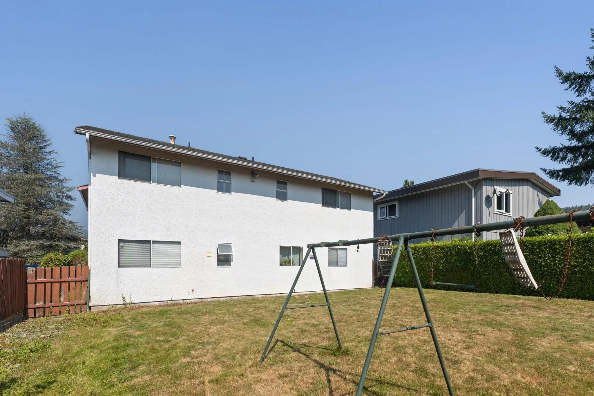 920 Everett Crescent