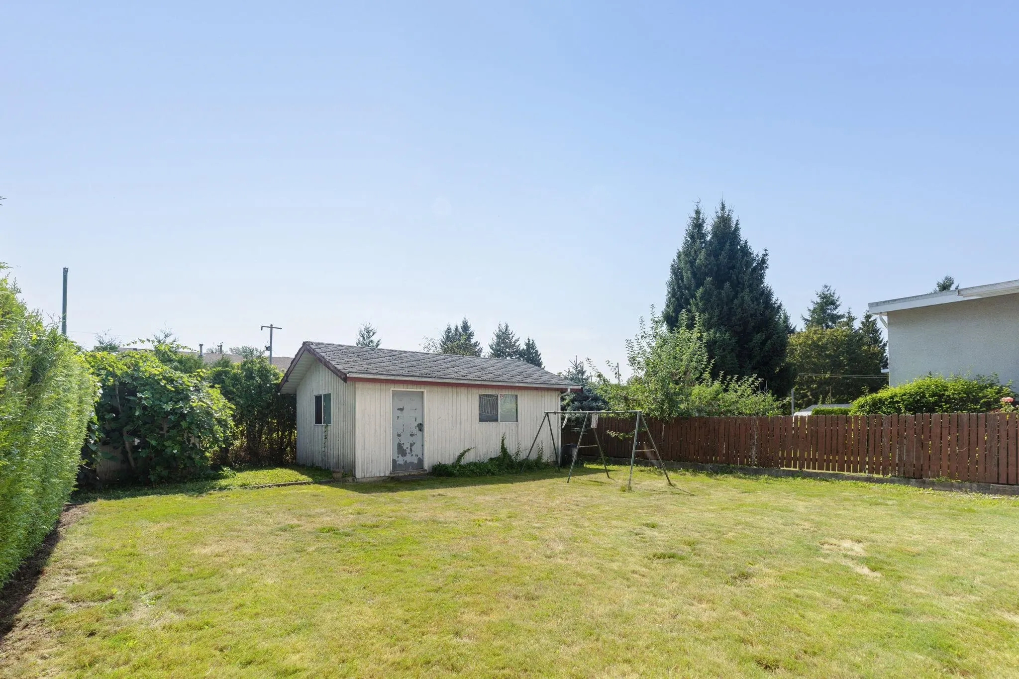 920 Everett Crescent