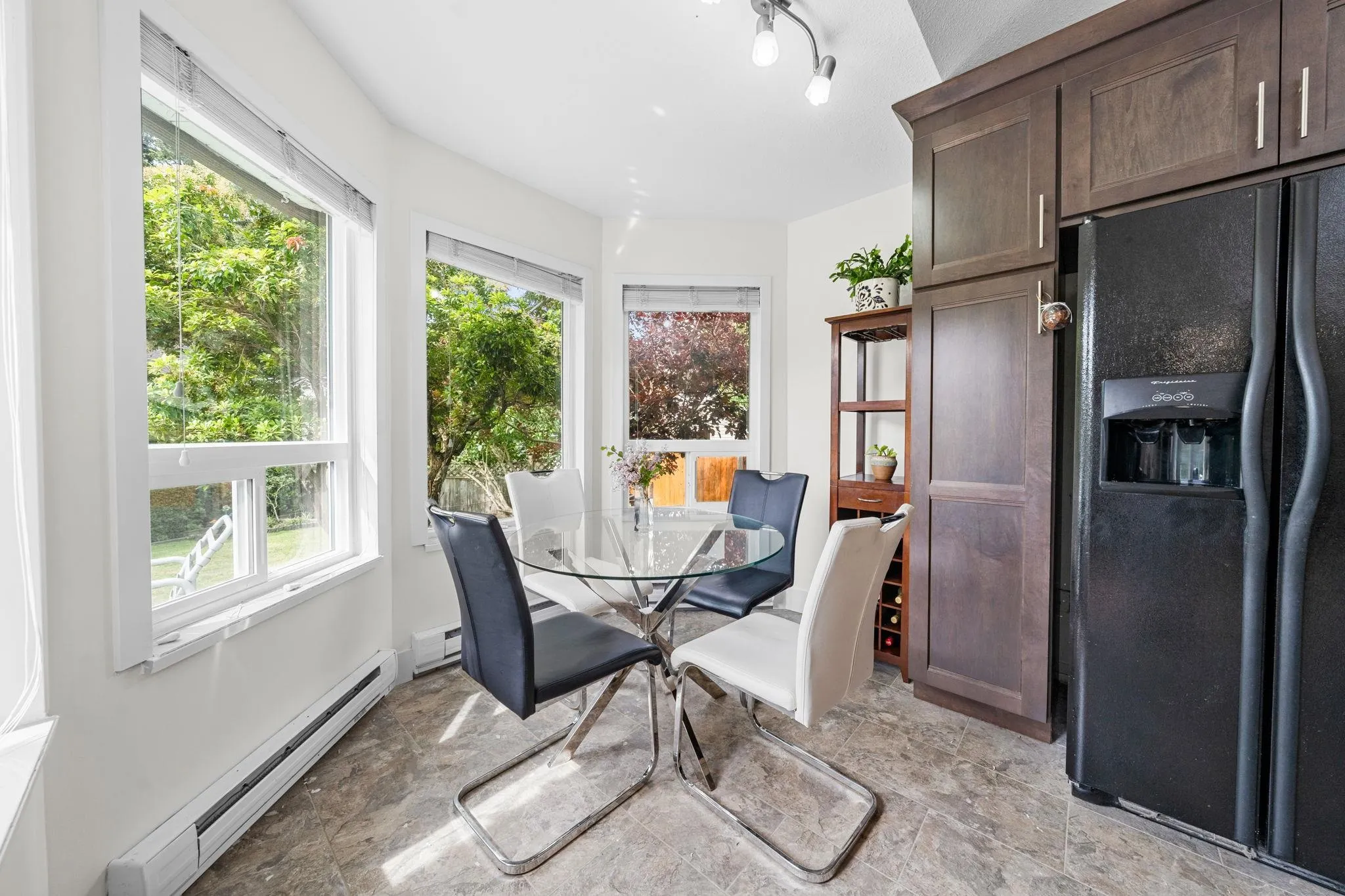 11818 Woodlynn Court