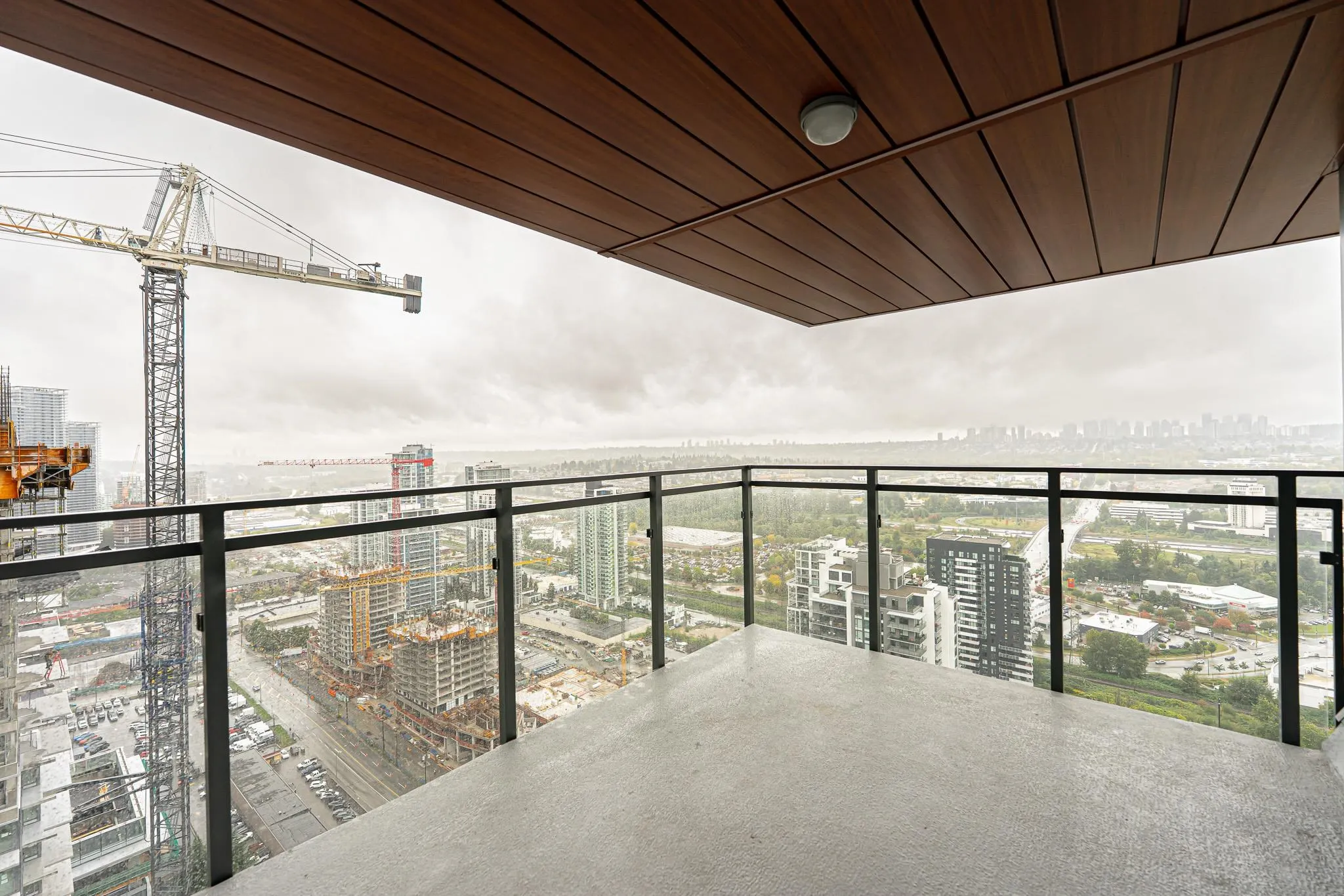 3406 2085 Skyline Court