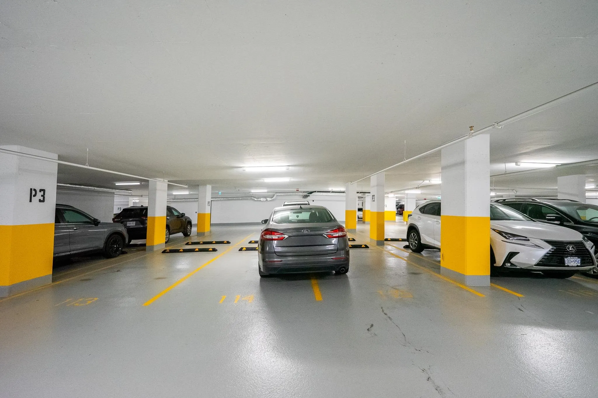 3406 2085 Skyline Court