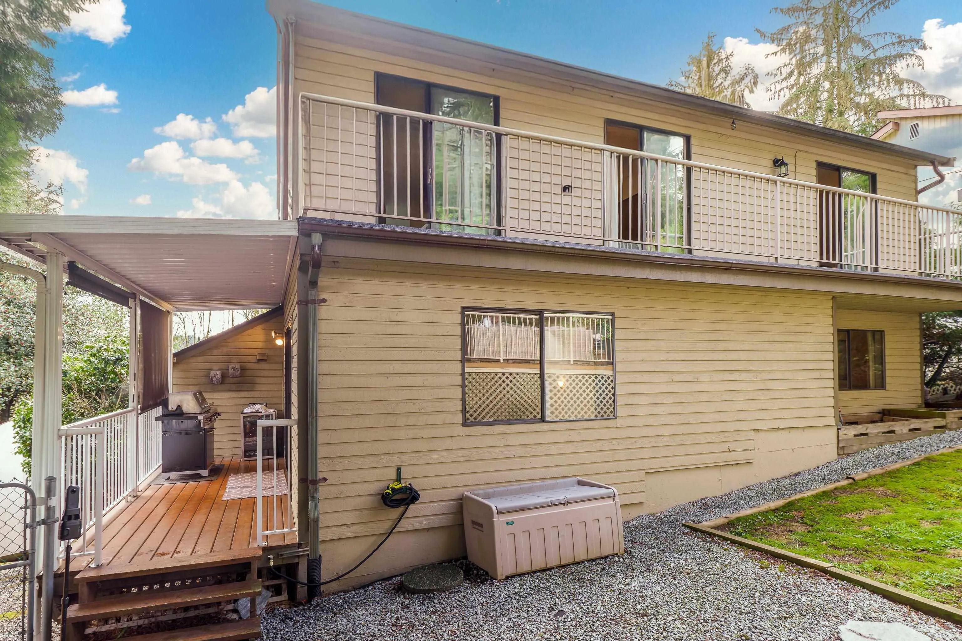 1261 Lansdowne Drive
