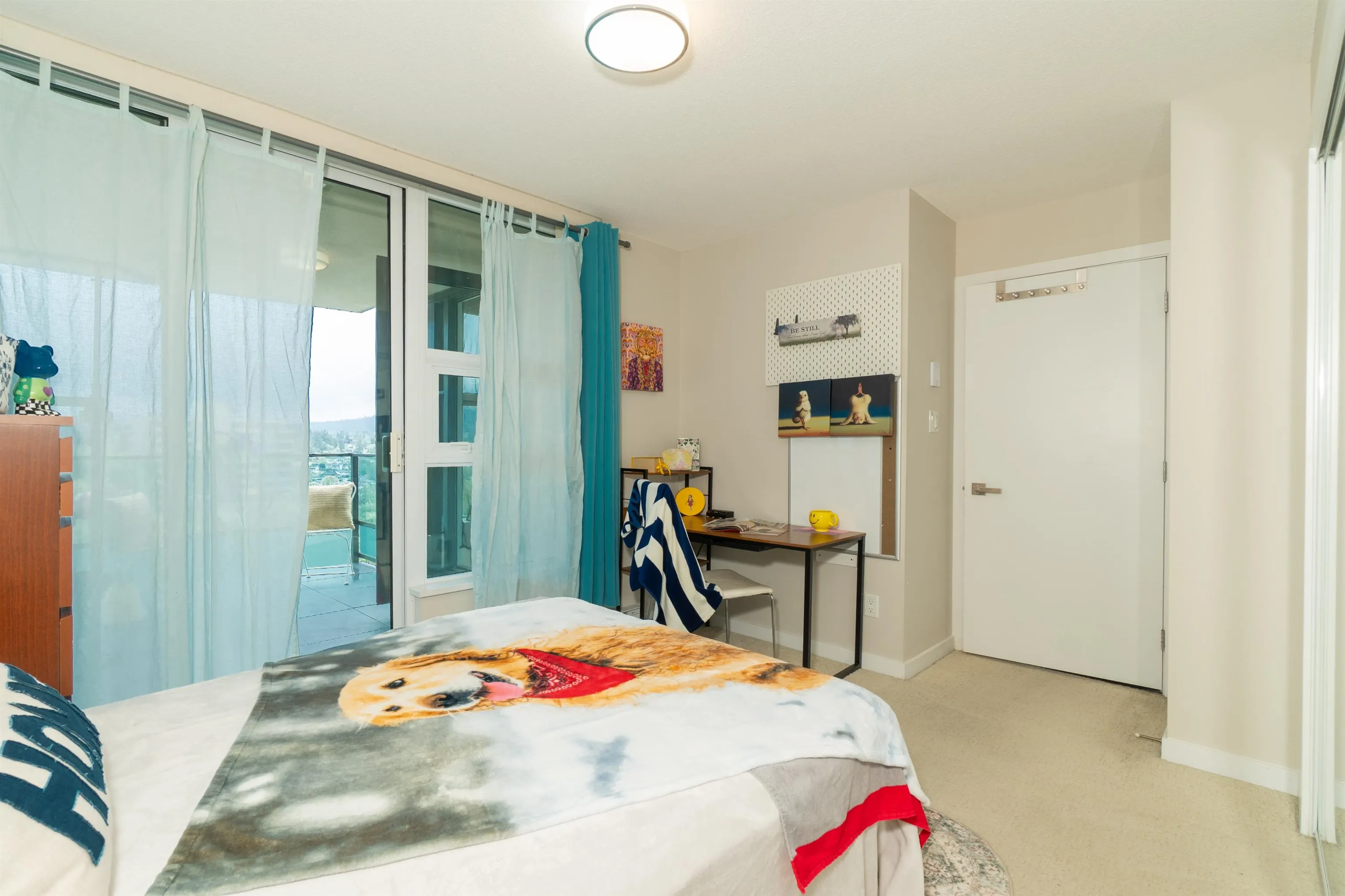 1901 2200 Douglas Road