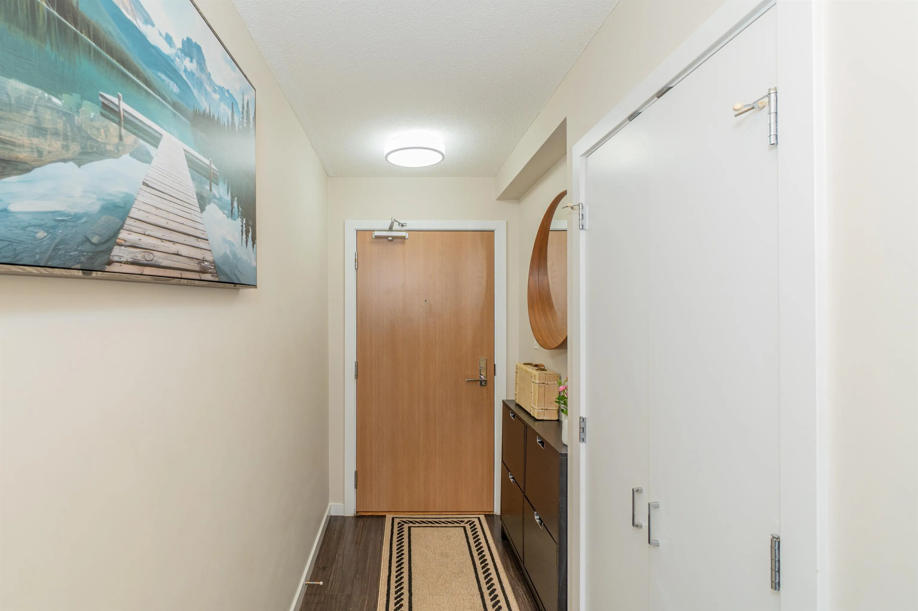 1901 2200 Douglas Road