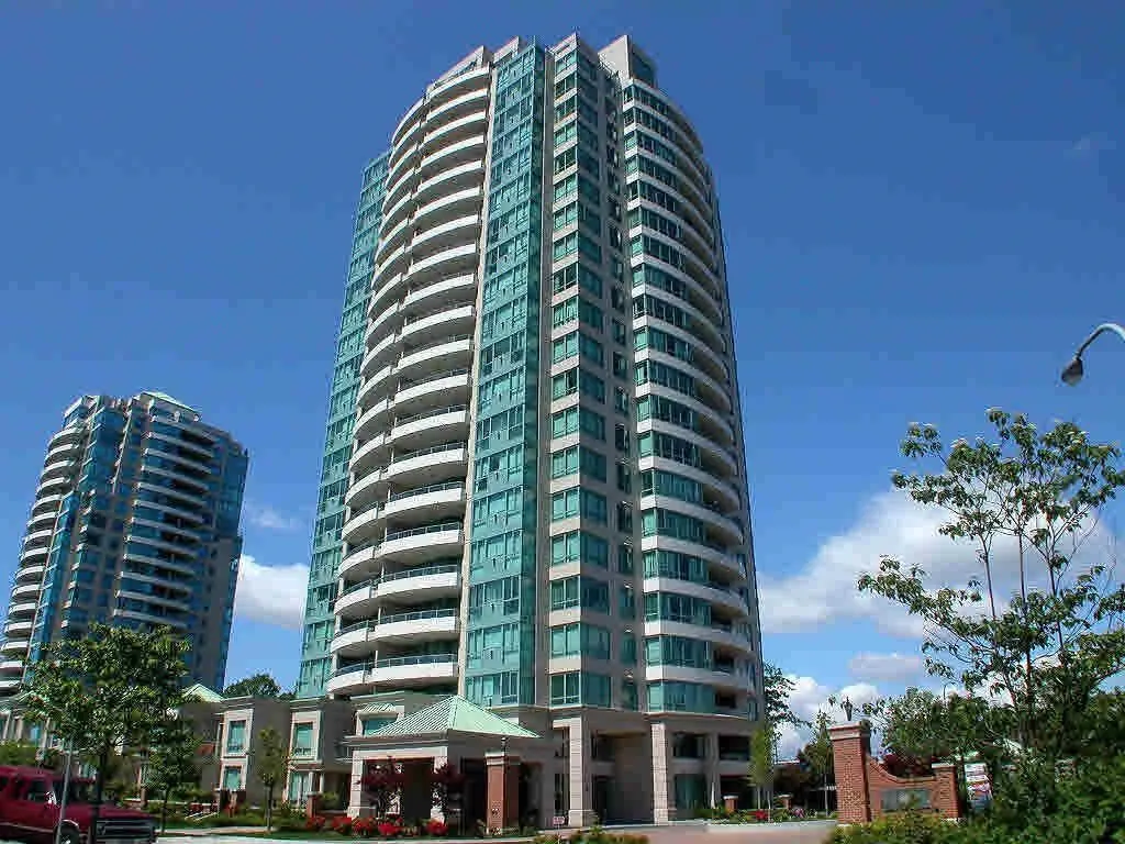 1803 6659 Southoaks Crescent