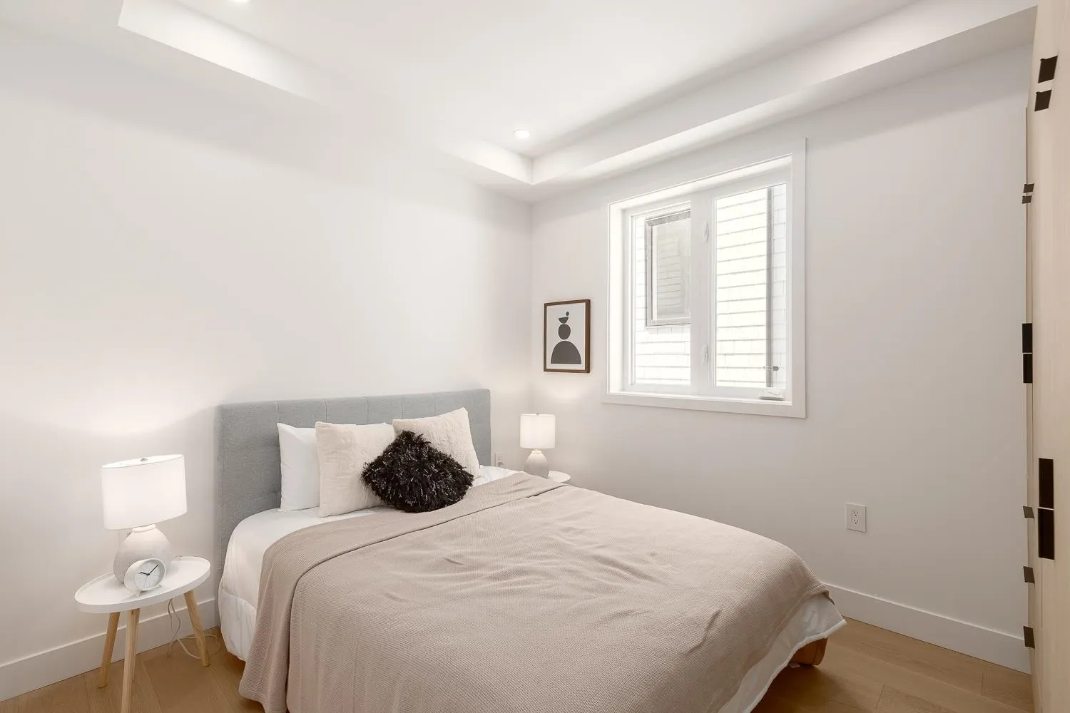 1 3536 W 14th Avenue